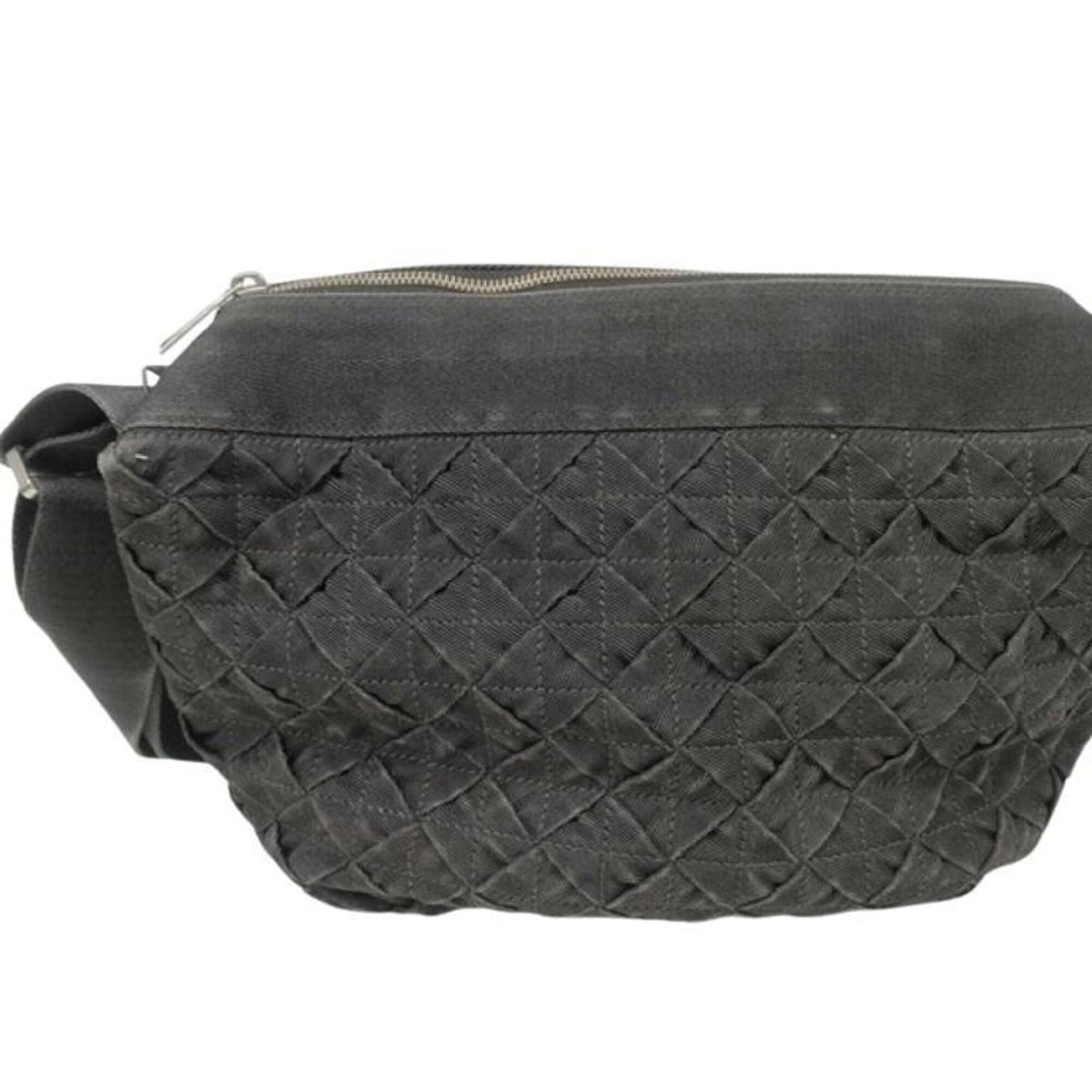Bottega Veneta Black Canvas Shoulder Bag (Pre-Owned)