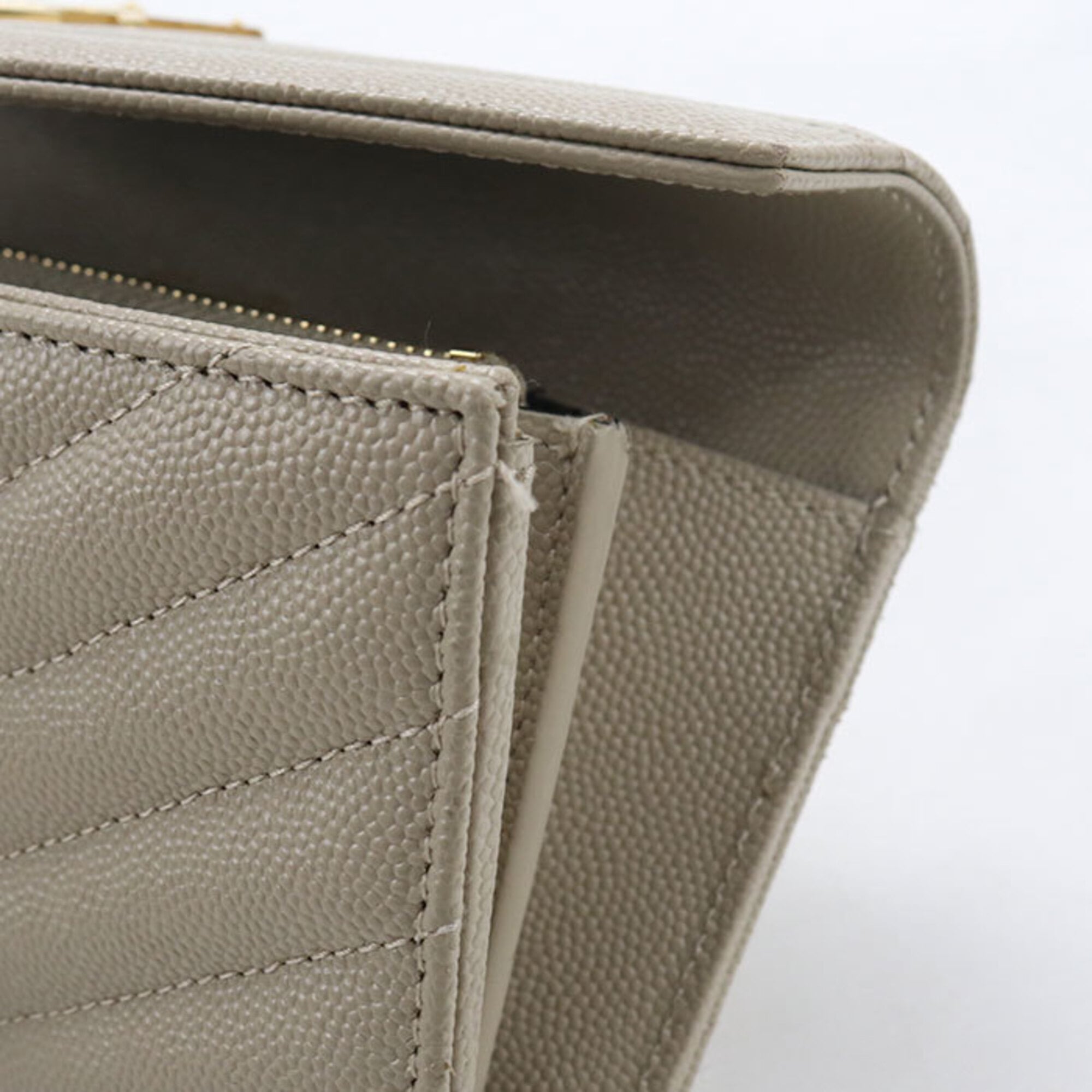 Saint Laurent Beige Leather Long Wallet (Bi-Fold) (Pre-Owned)