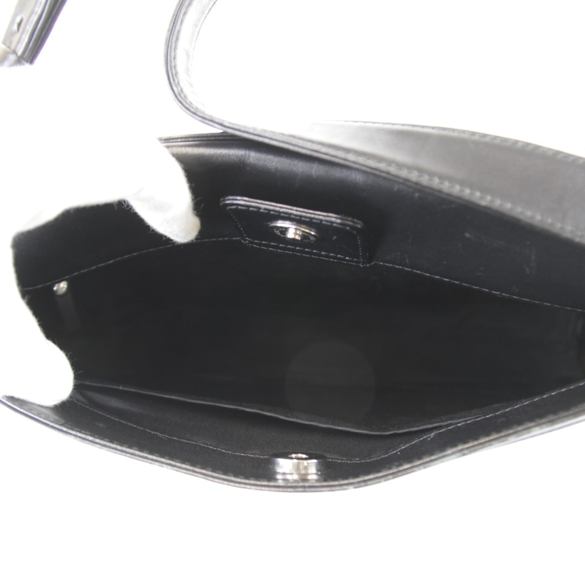 Burberry Black Nylon Leather Shoulder Bag (Pre-Owned)