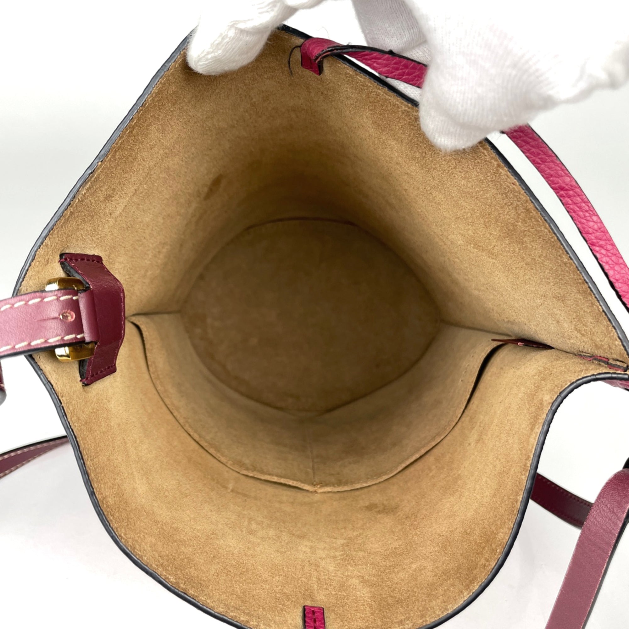 Loewe Pink Leather Shoulder Bag (Pre-Owned)