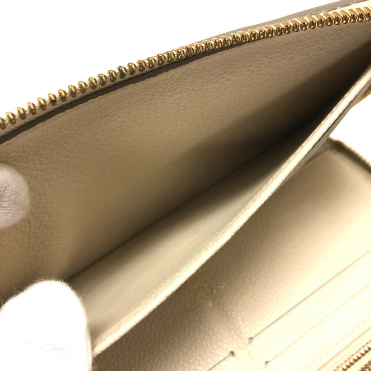 Louis Vuitton White Monogram Empreinte Long Wallet (Bi-Fold) (Pre-Owned)