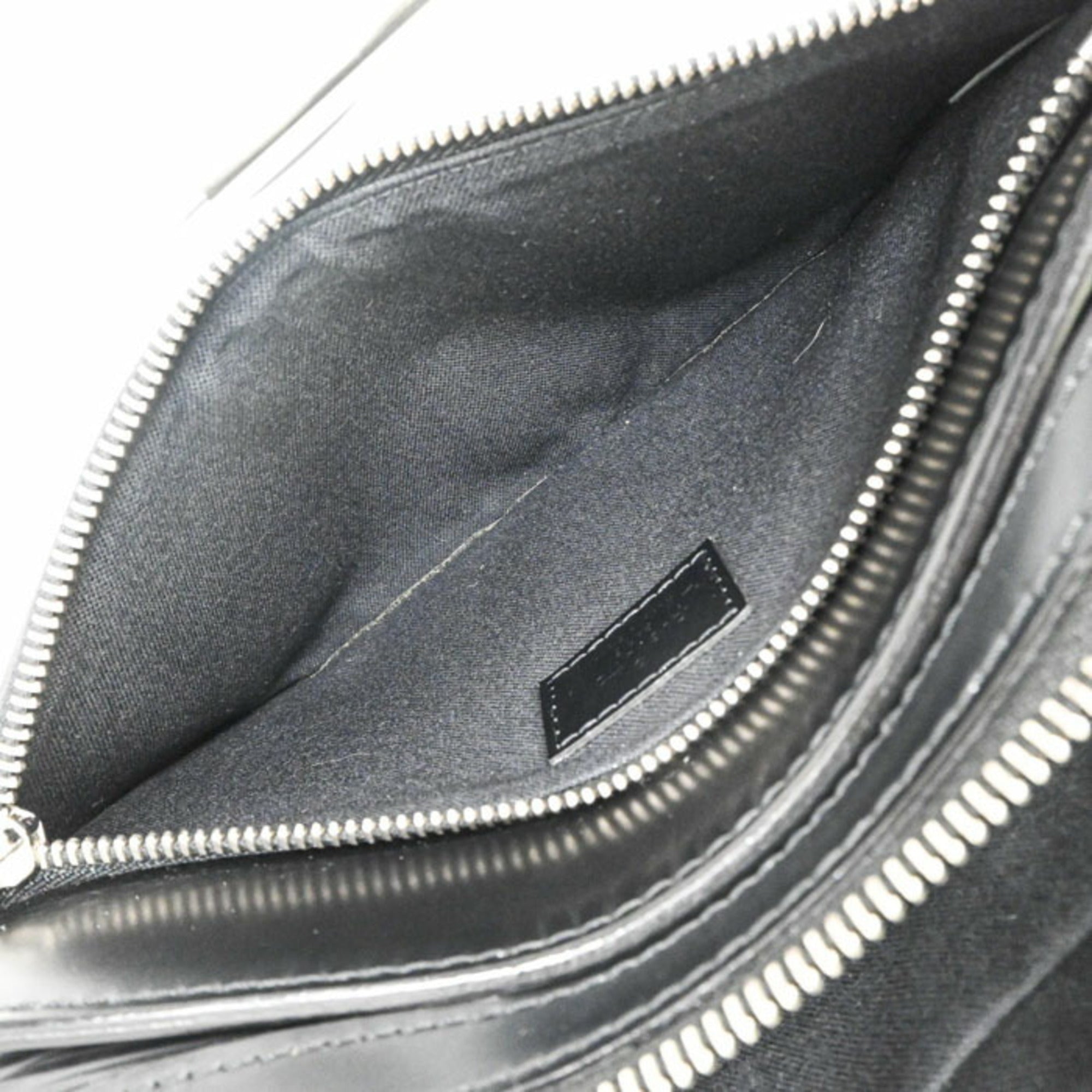 Louis Vuitton Black Epi Leather Clutch Bag (Pre-Owned)