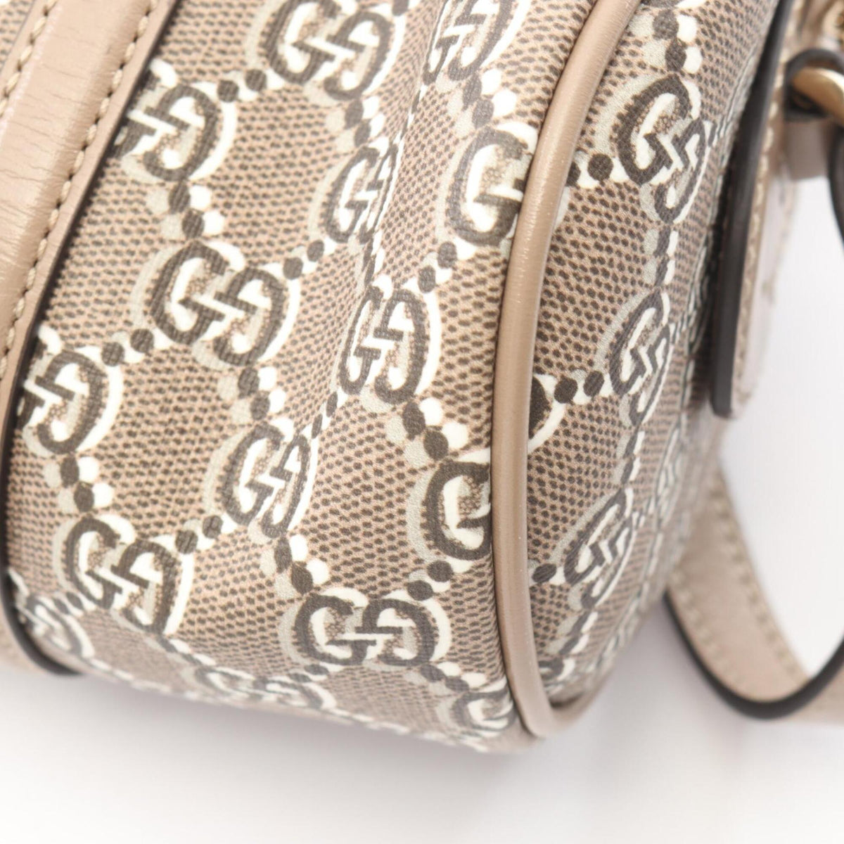 Gucci Beige Coated Canvas Leather Handbag (Pre-Owned)