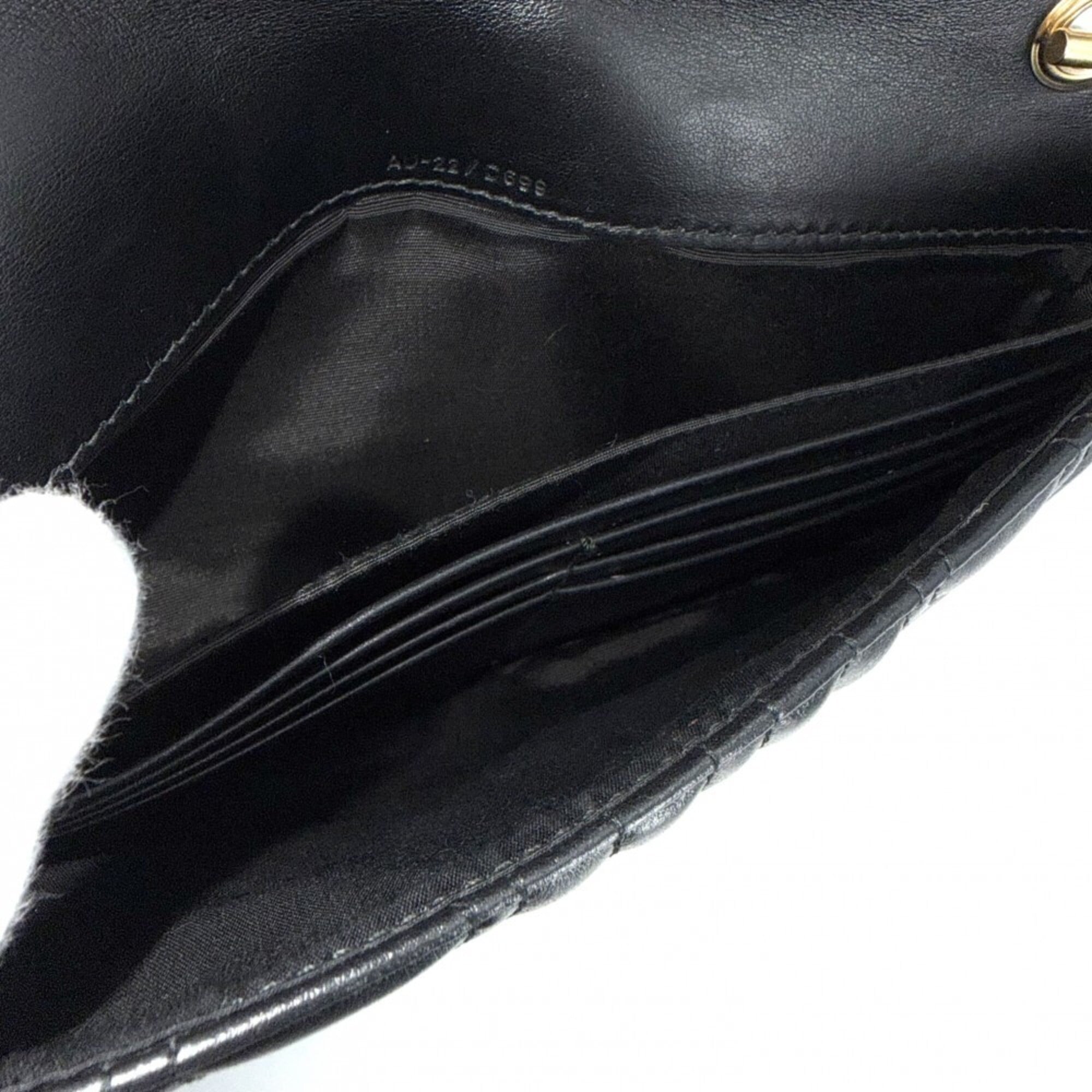 Salvatore Ferragamo Black White Leather Shoulder Bag (Pre-Owned)