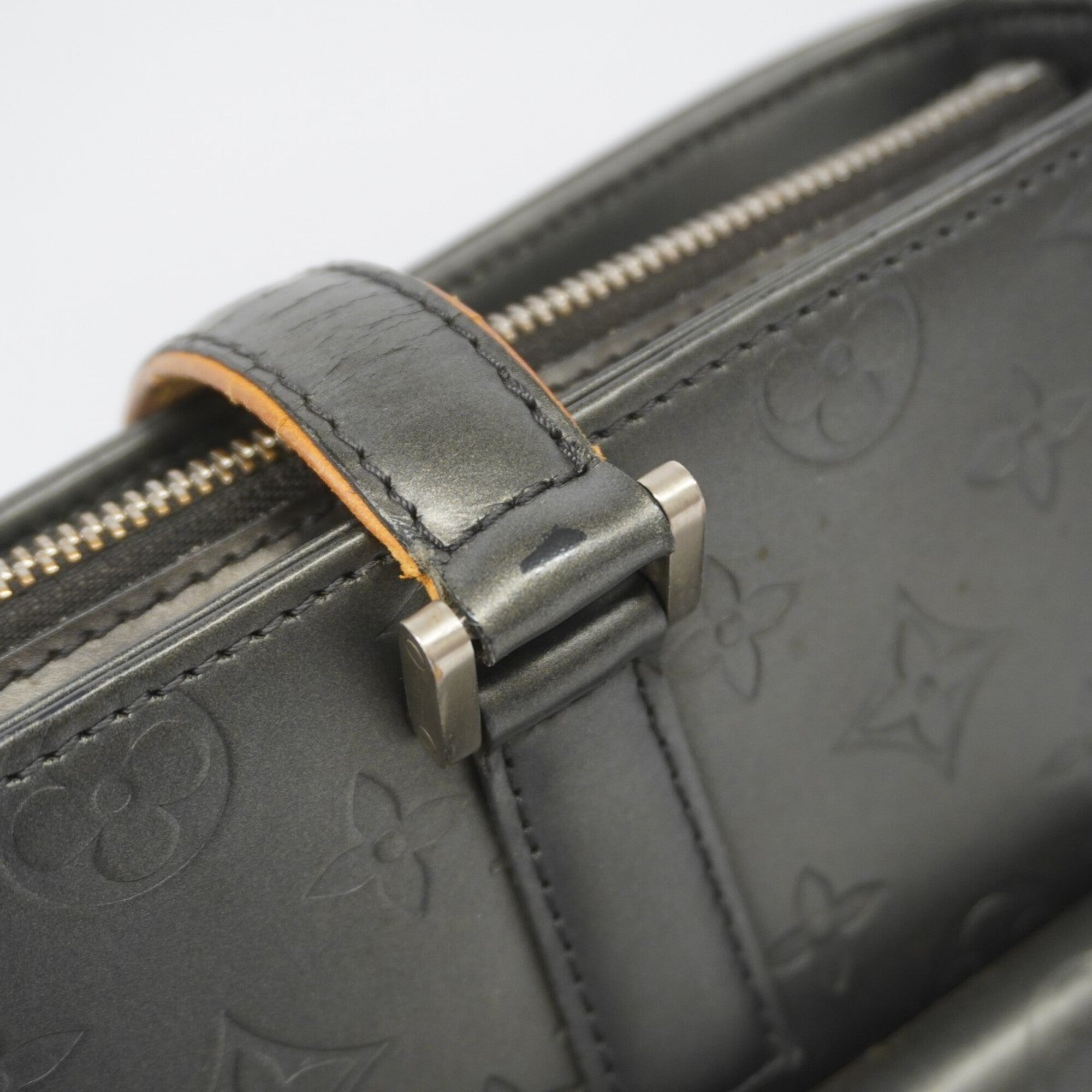 Louis Vuitton Noir Tote Bag (Pre-Owned)