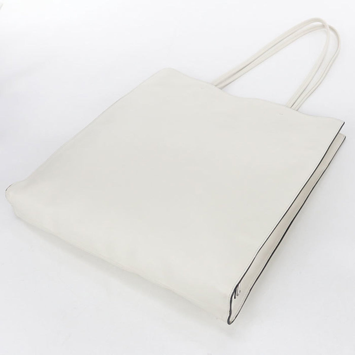 Prada White Leather Tote Bag (Pre-Owned)
