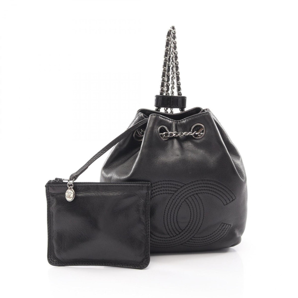 Chanel Black Leather Backpack Handbag (Pre-Owned)