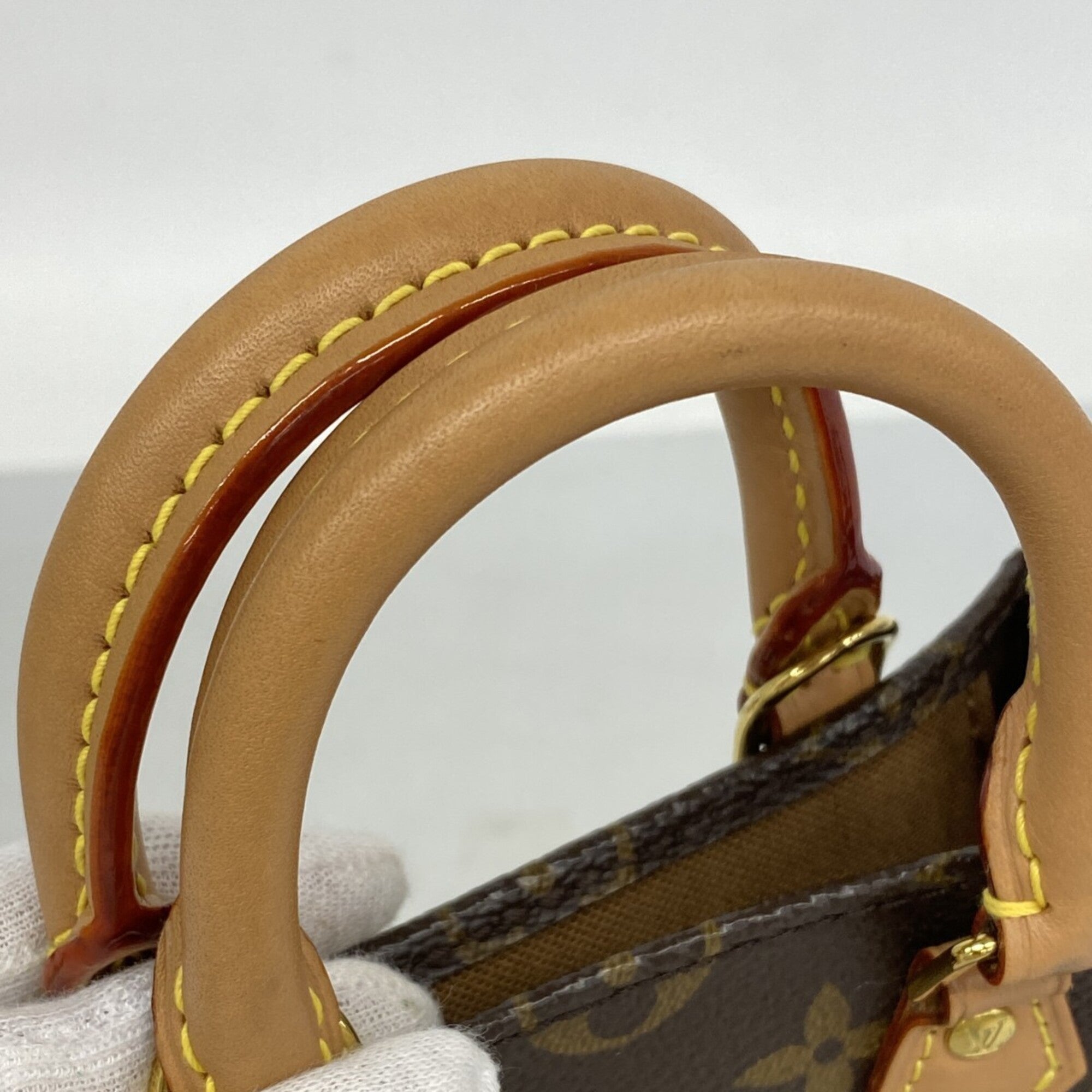 Louis Vuitton Brown Handbag (Pre-Owned)