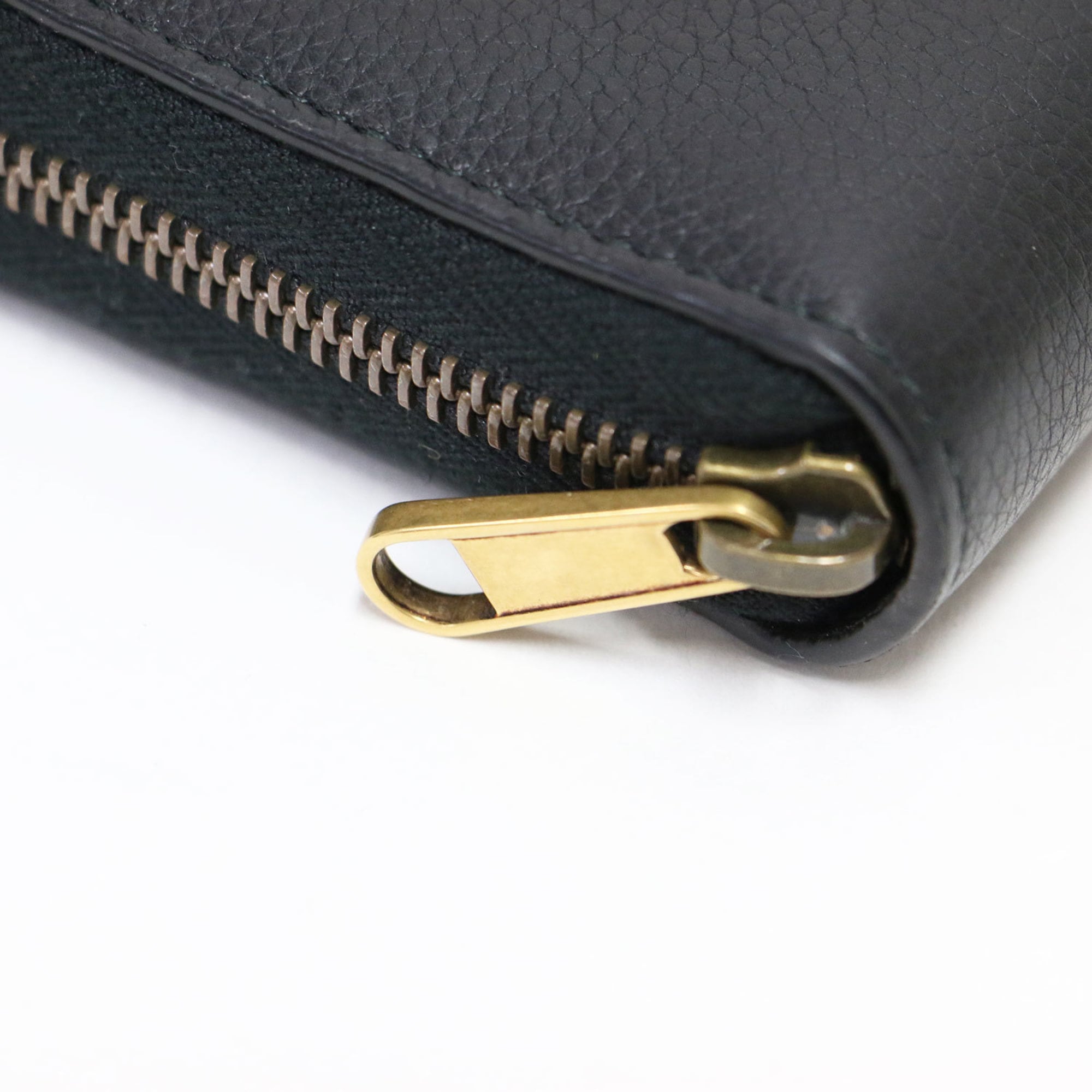 Gucci Black Leather Long Wallet (Bi-Fold) (Pre-Owned)