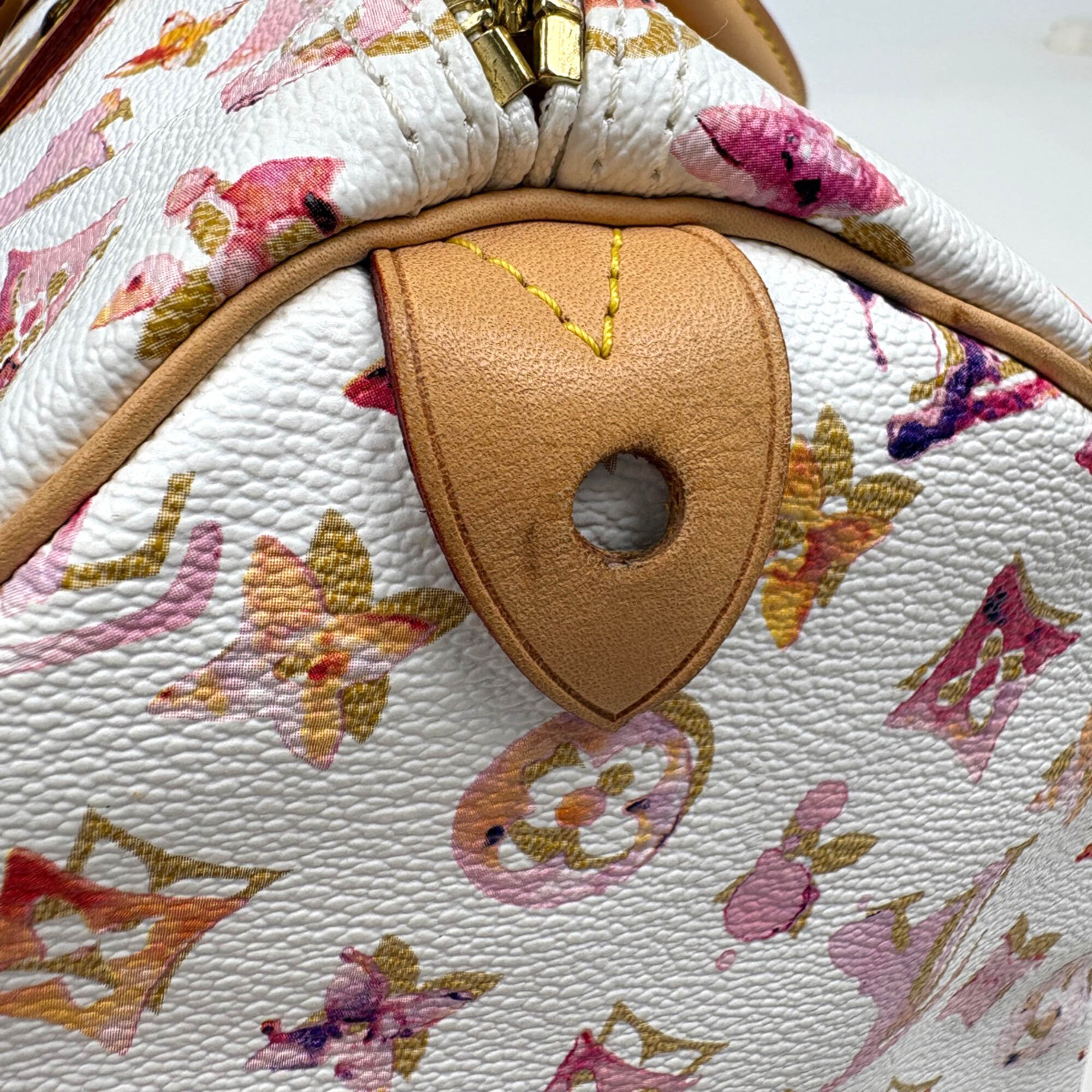 Louis Vuitton Blanc White Monogram Handbag (Pre-Owned)