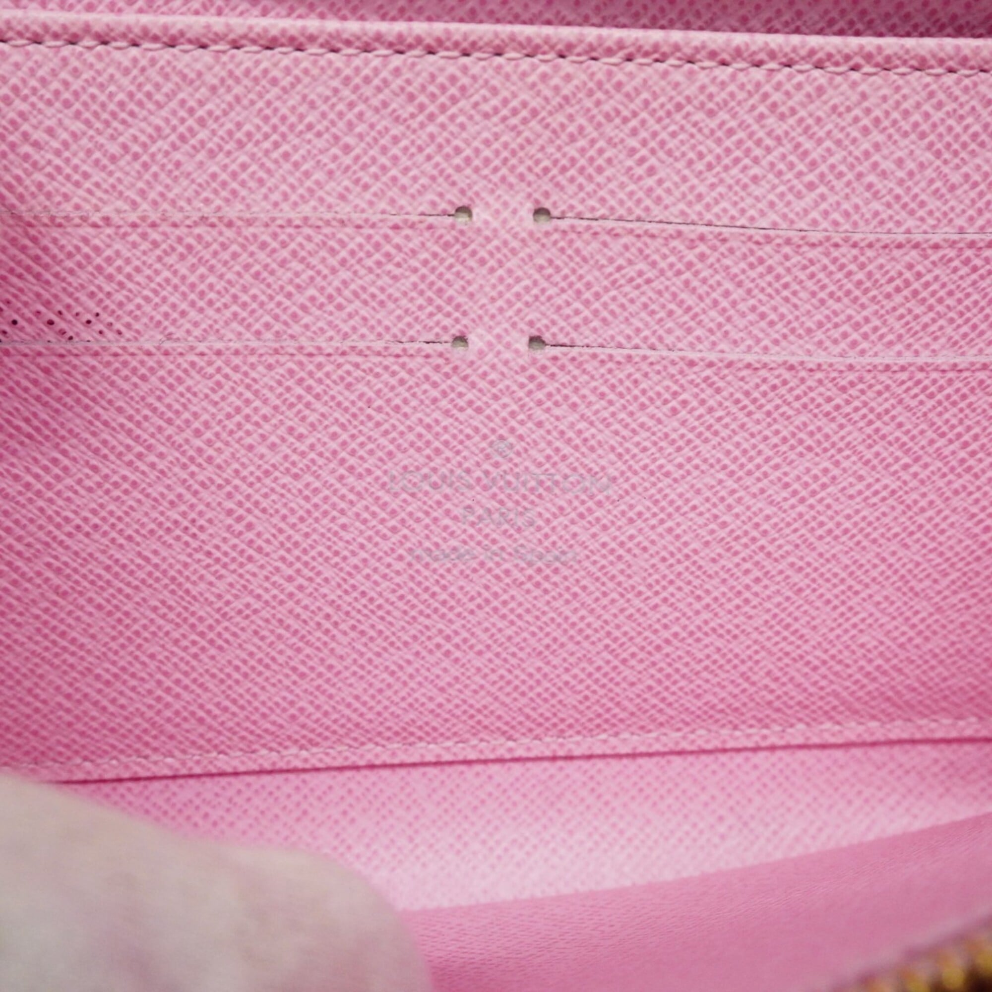 Louis Vuitton Blanc Litchi Long Wallet (Bi-Fold) (Pre-Owned)