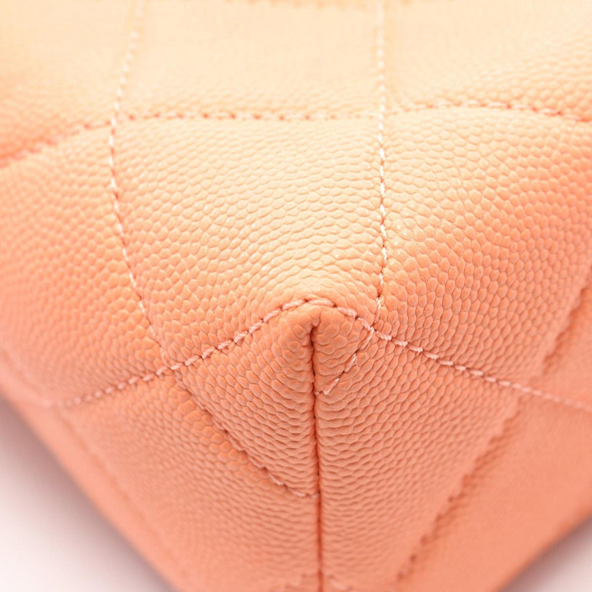 Chanel Pink Grained Calfskin Handbag Shoulder Bag Vanity Bag (Pre-Owned)