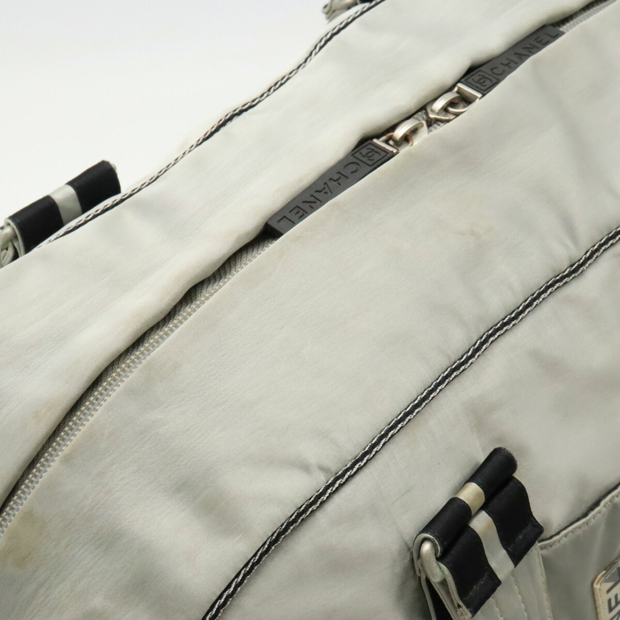 Chanel Black Silver Nylon Shoulder Bag (Pre-Owned)