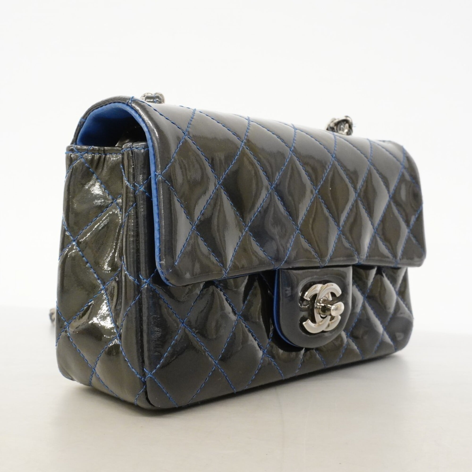 Chanel Blue Gray Patent Leather Shoulder Bag (Pre-Owned)