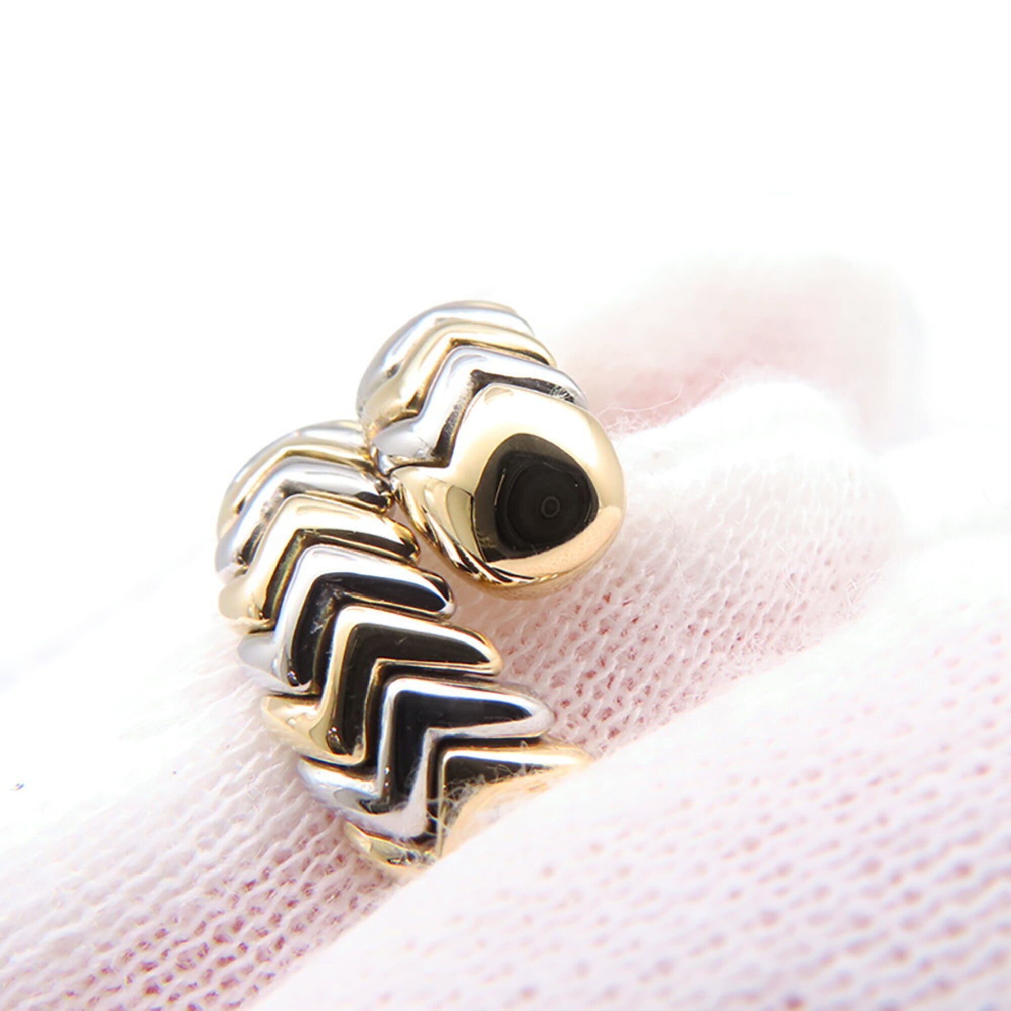 Bvlgari Yellow Gold (18K) White Gold (18K) Band Ring (Pre-Owned)