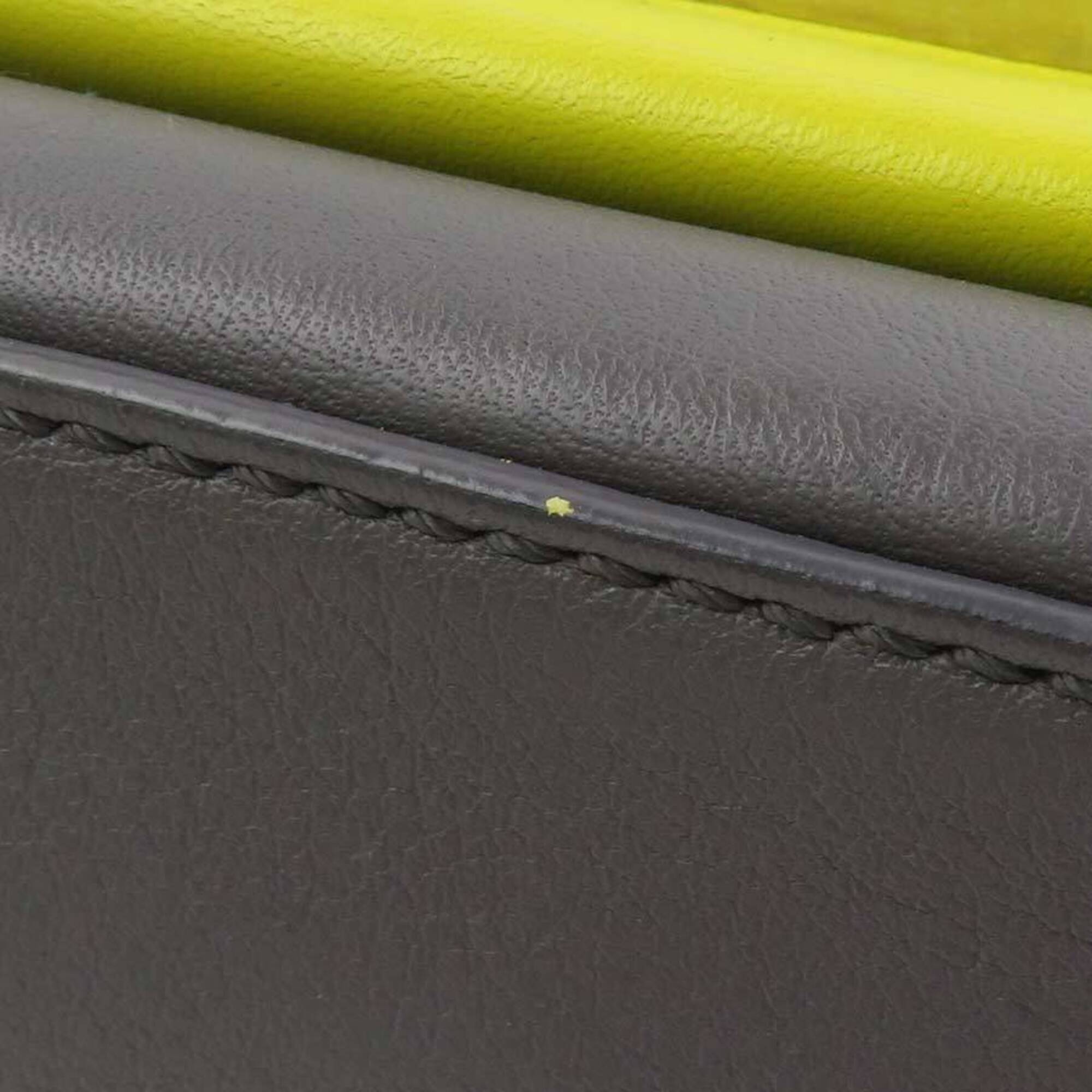 Fendi Gray Yellow Leather Shoulder Bag (Pre-Owned)