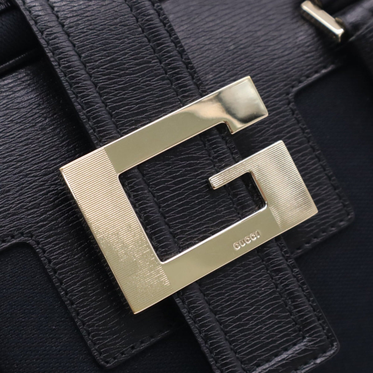 Gucci Black Navy Canvas Leather Handbag (Pre-Owned)