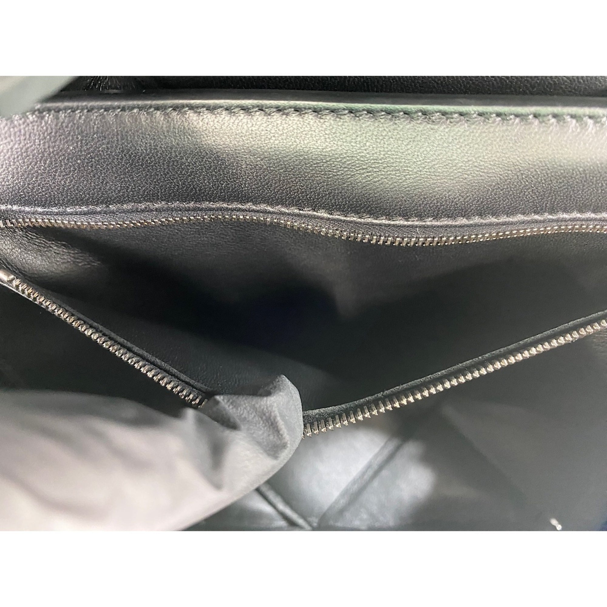 Bottega Veneta Black Shoulder Bag (Pre-Owned)