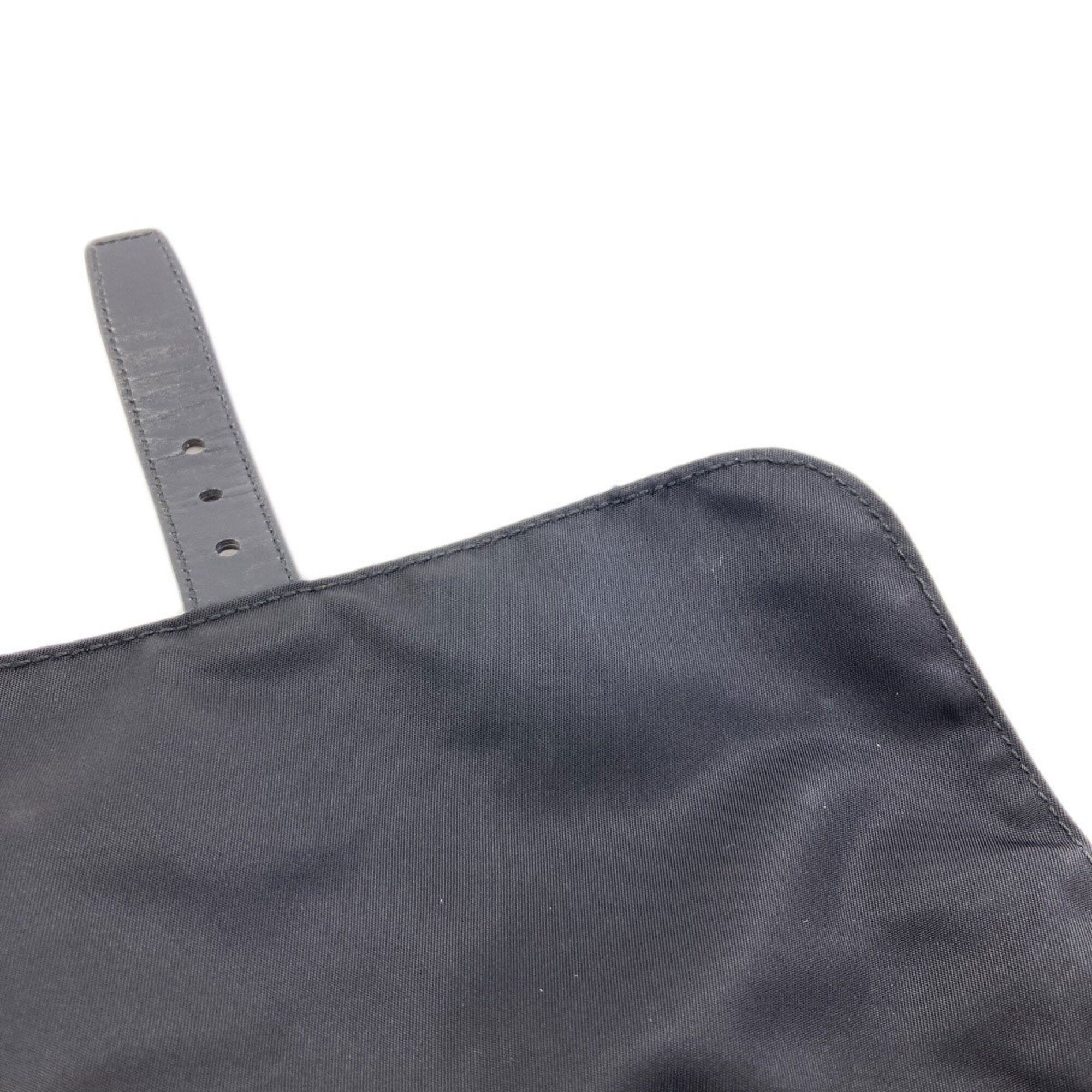 Prada Black Nylon Shoulder Bag (Pre-Owned)