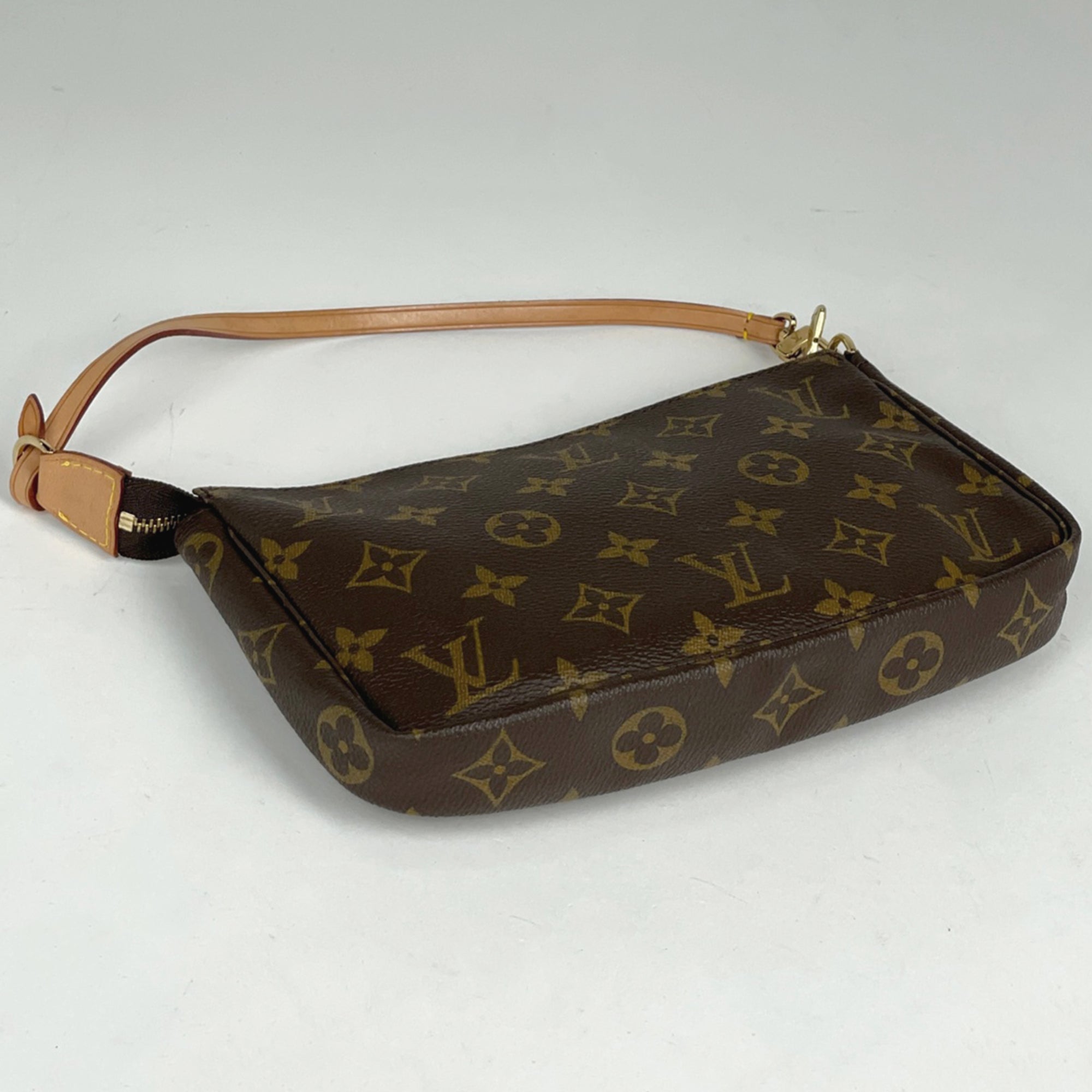 Louis Vuitton Brown Monogram Monogram Pochette Pouch (Pre-Owned)