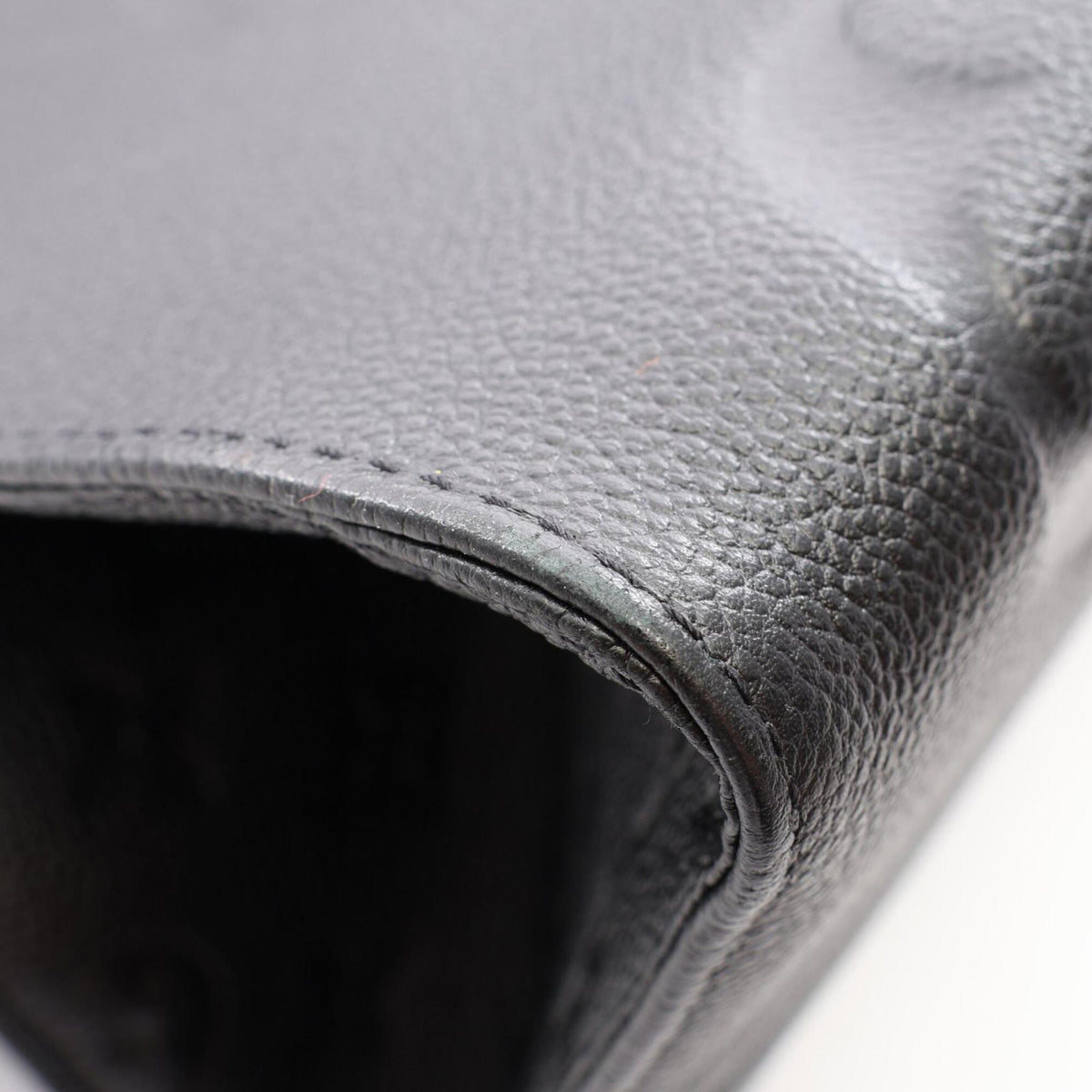 Louis Vuitton Black Leather Handbag Tote Bag (Pre-Owned)