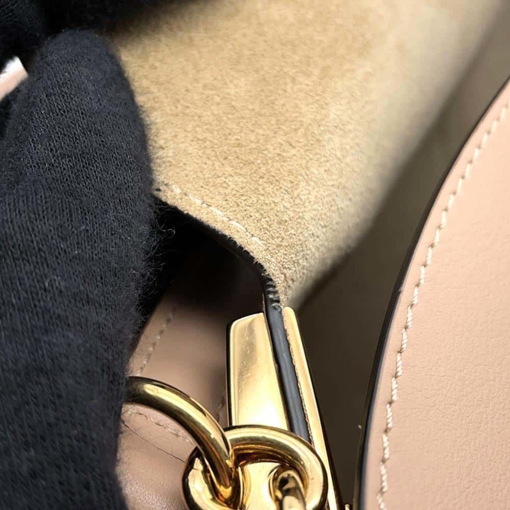 Tod's Pink Beige Leather Handbag Shoulder Bag (Pre-Owned)