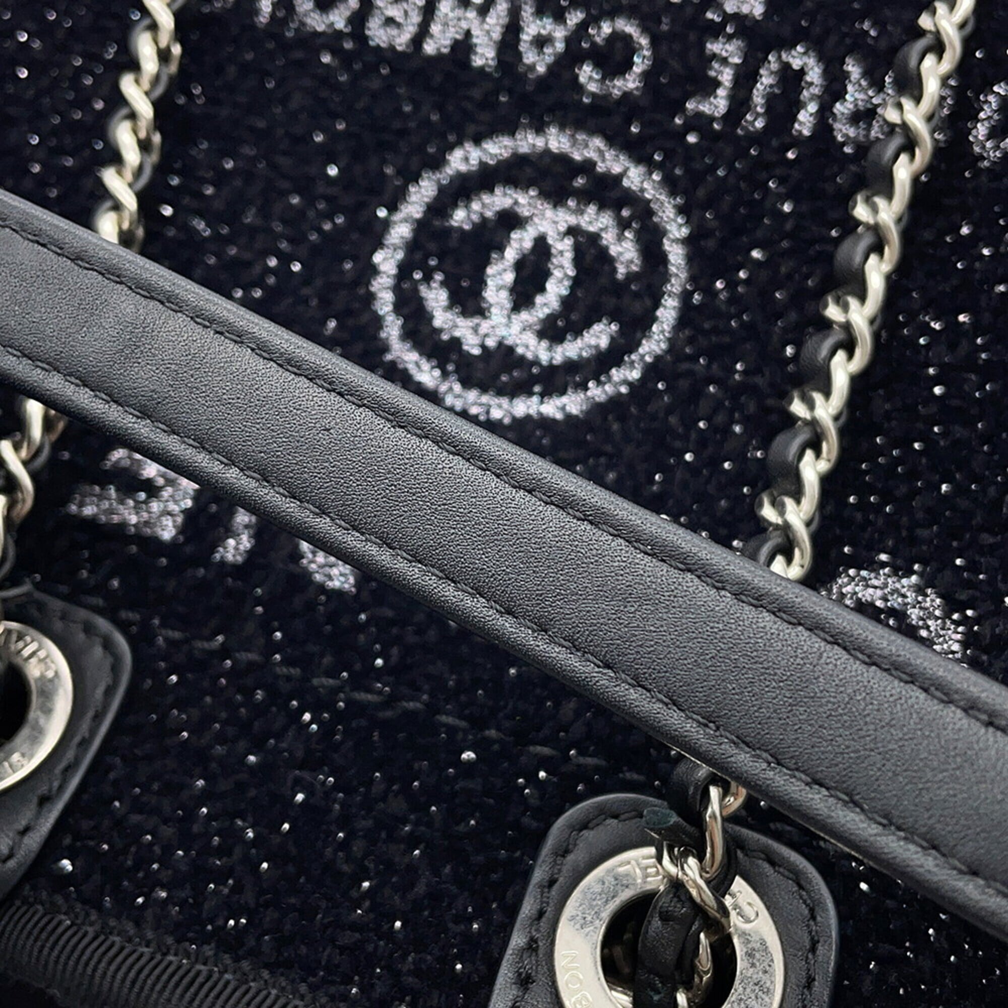 Chanel Black Canvas Leather Handbag Shoulder Bag Tote Bag (Pre-Owned)