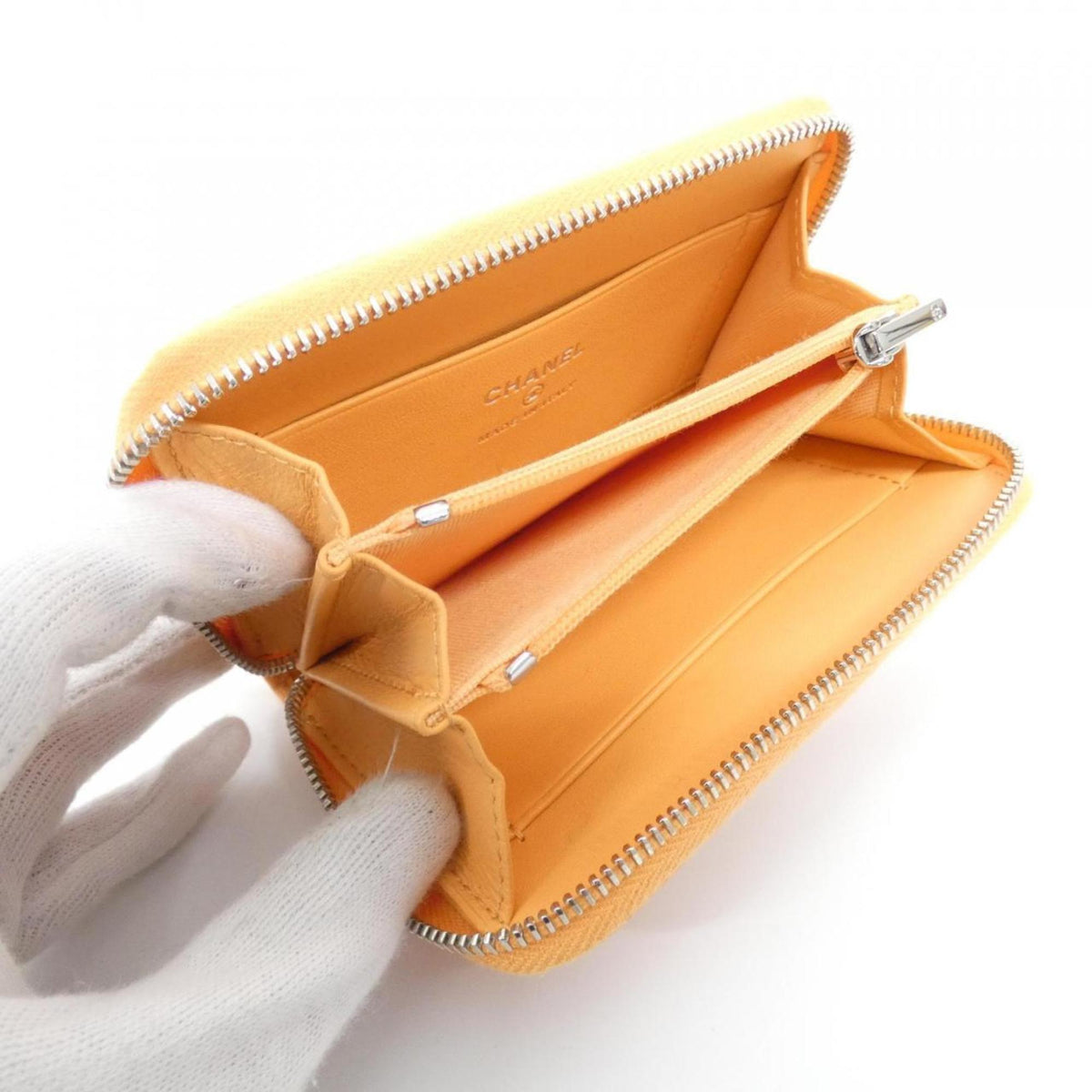 Chanel Orange Leather Coin Purse/Coin Case (Pre-Owned)