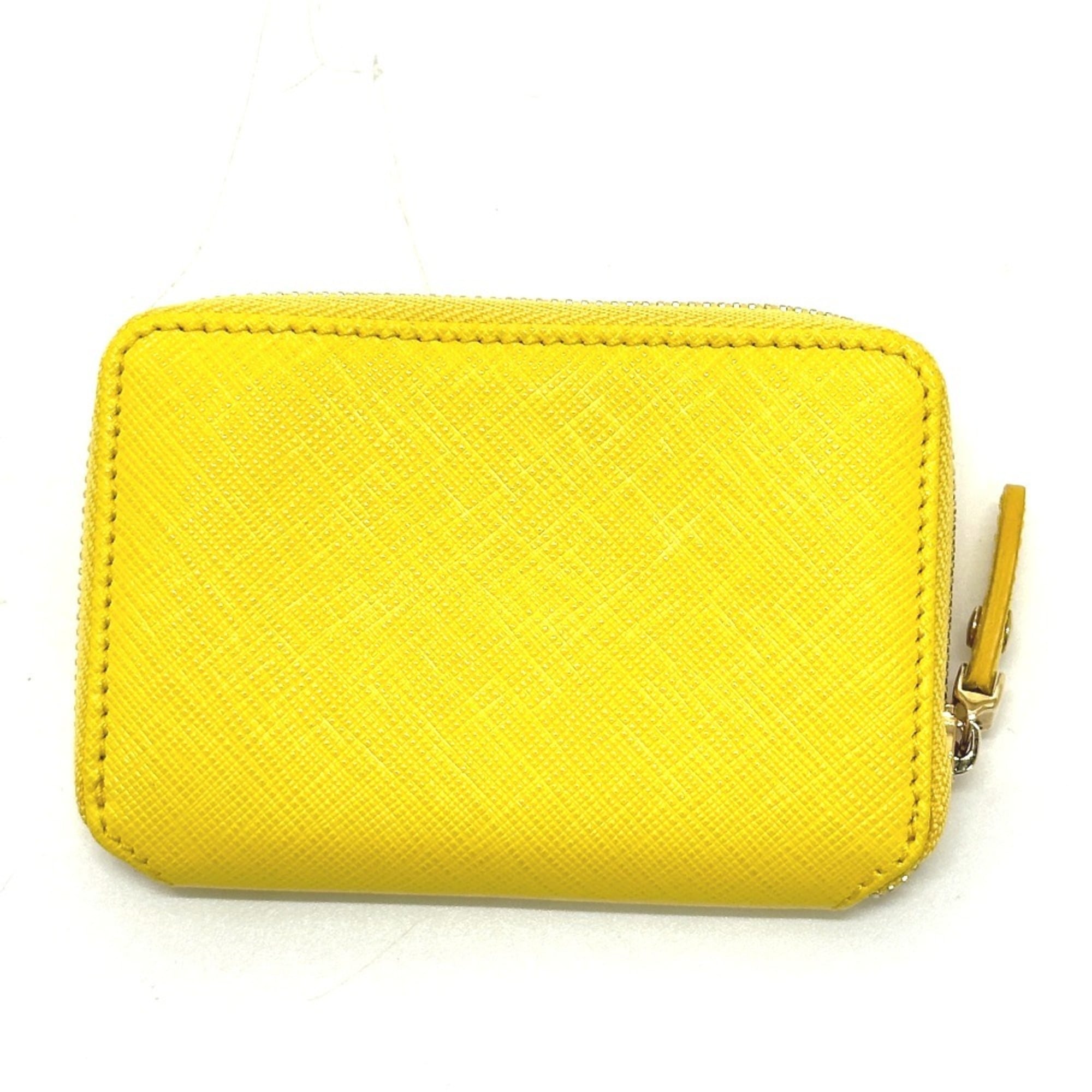 Salvatore Ferragamo Yellow Leather Coin Purse/Coin Case (Pre-Owned)