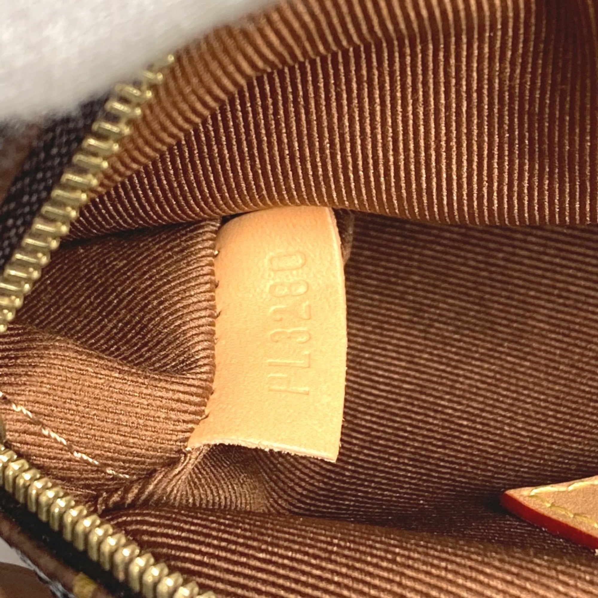 Louis Vuitton Brown Monogram Red Color Monogram Pochette Shoulder Bag (Pre-Owned)