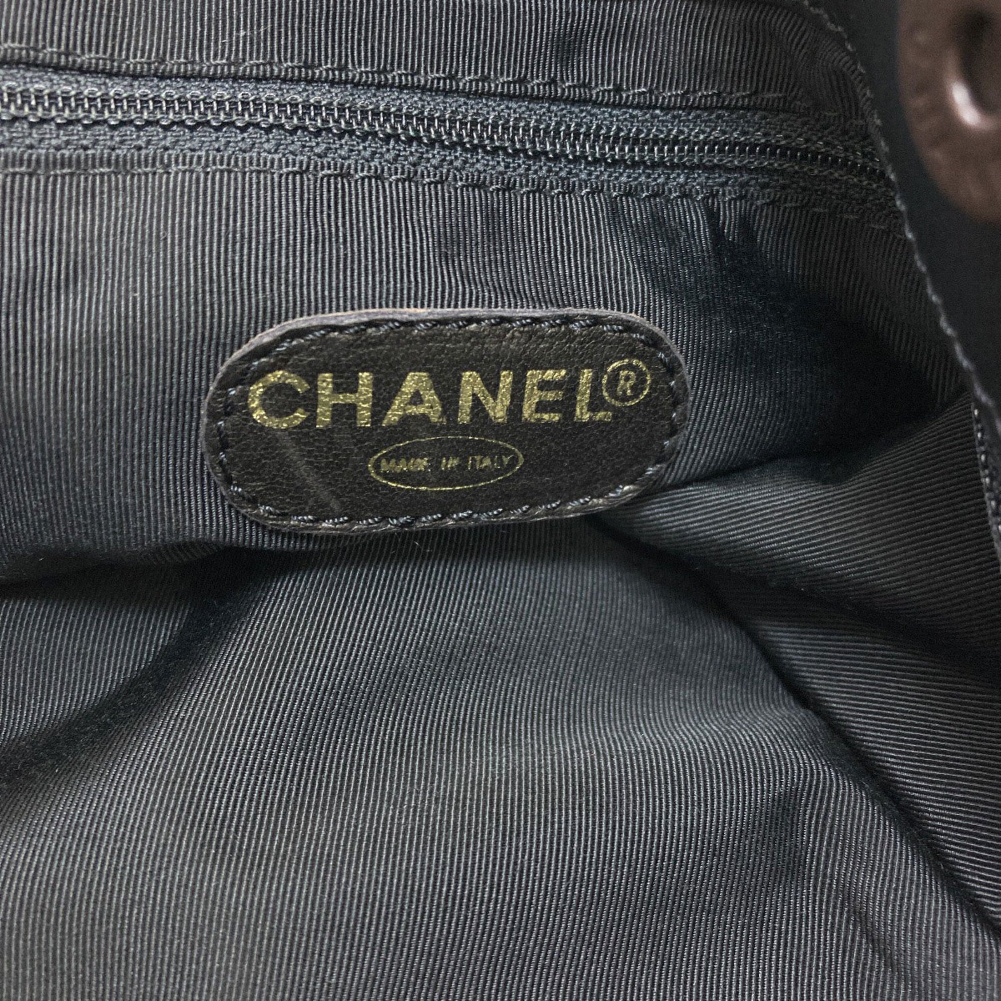 Chanel Black Leather Tote Bag (Pre-Owned)