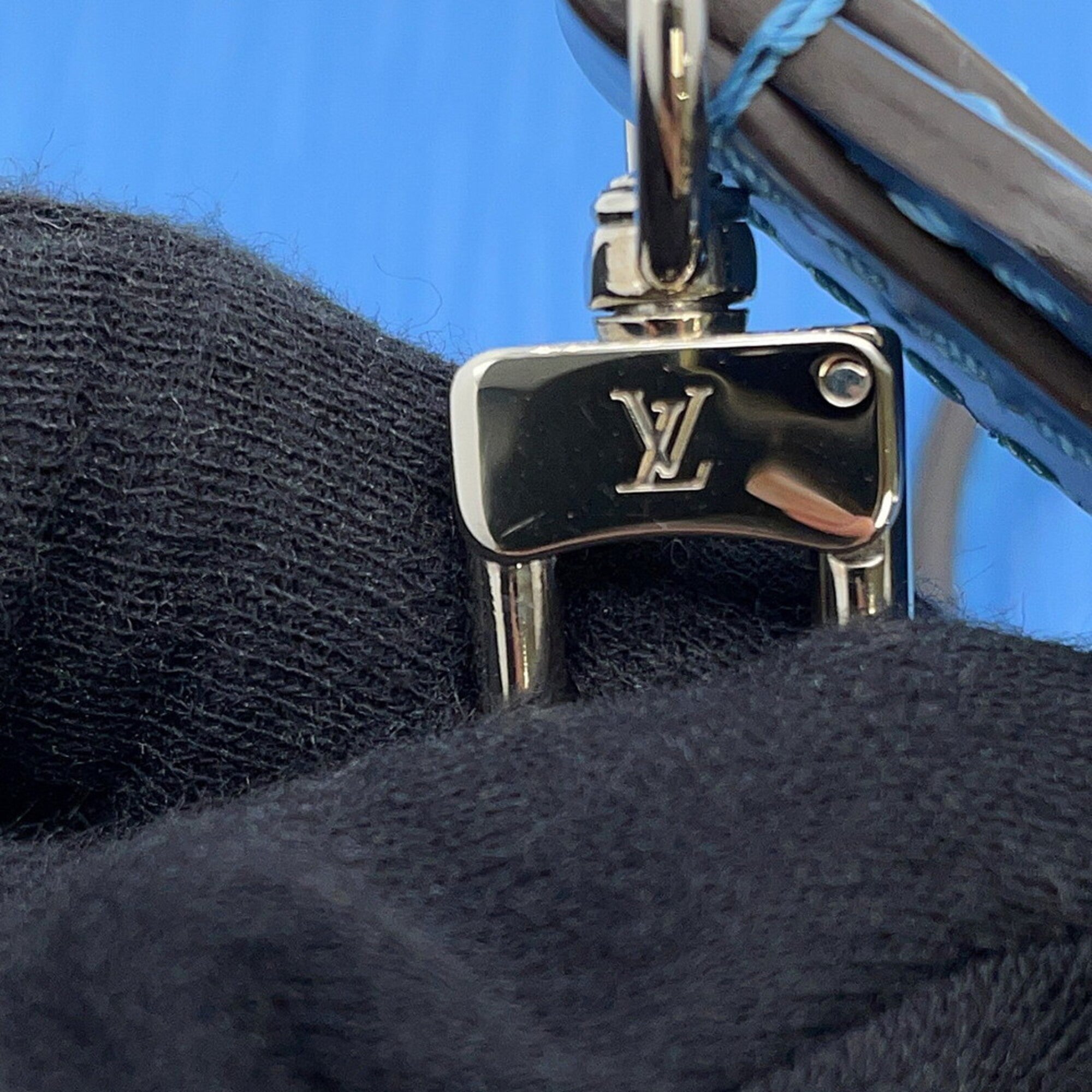 Louis Vuitton Epi Blue Epi Leather Handbag Shoulder Bag (Pre-Owned)