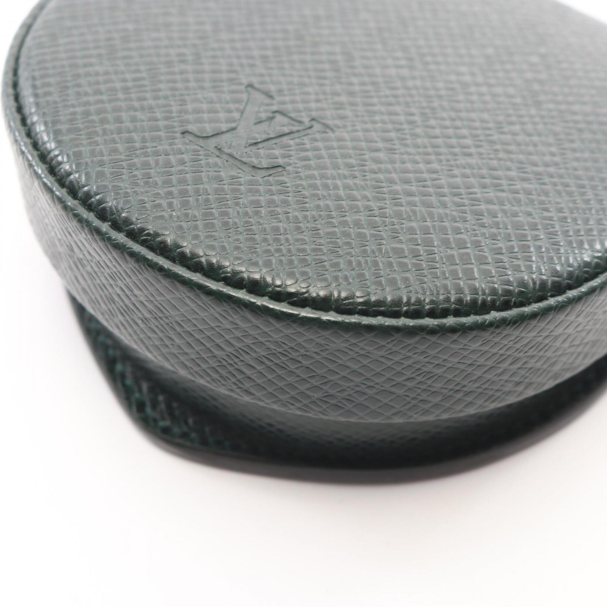 Louis Vuitton Taiga Episea Green Taiga Leather Coin Purse/Coin Case (Pre-Owned)