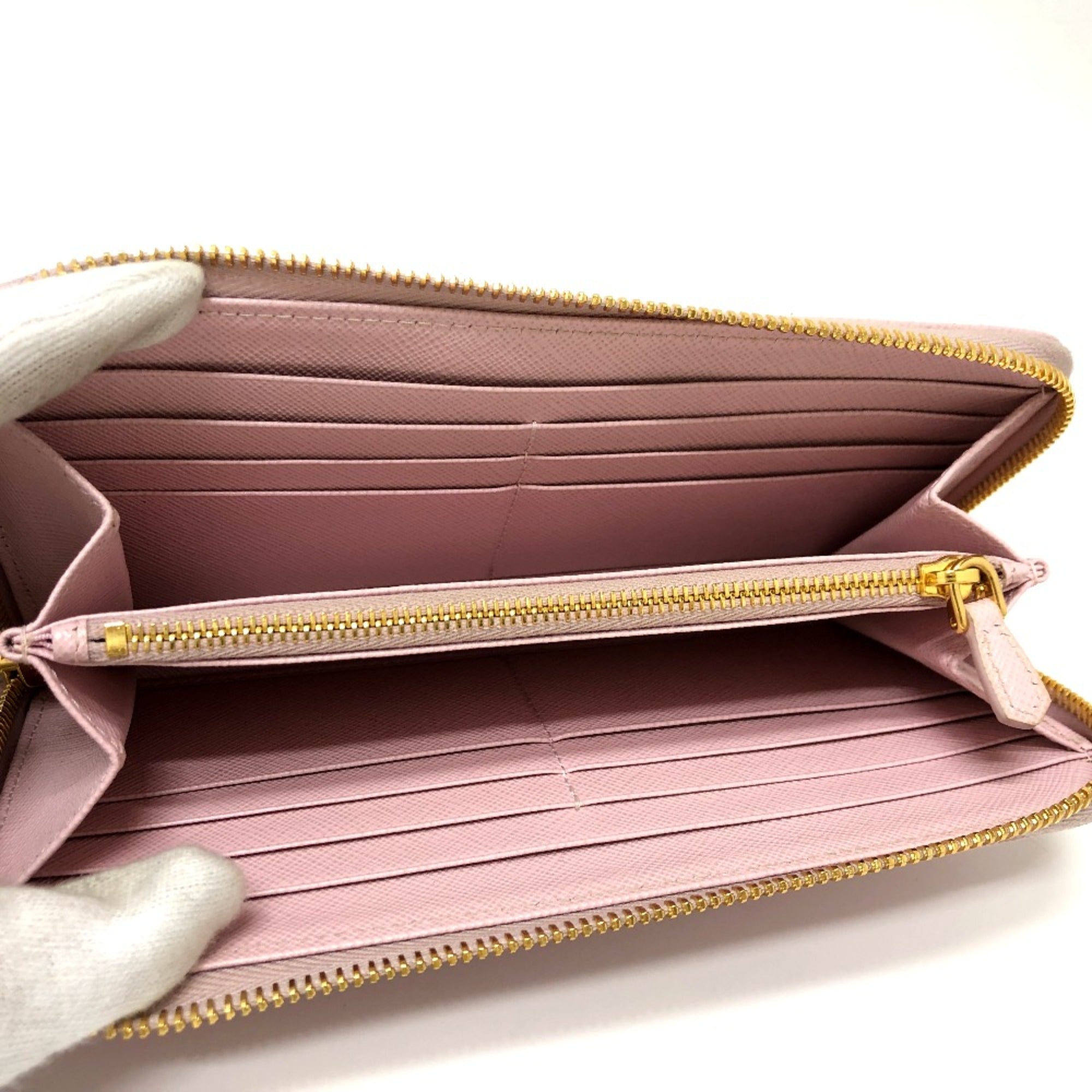 Prada Pink Other Long Wallet (Bi-Fold) (Pre-Owned)