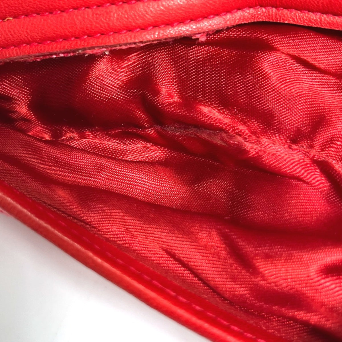 Chanel Red Cloth Shoulder Bag (Pre-Owned)