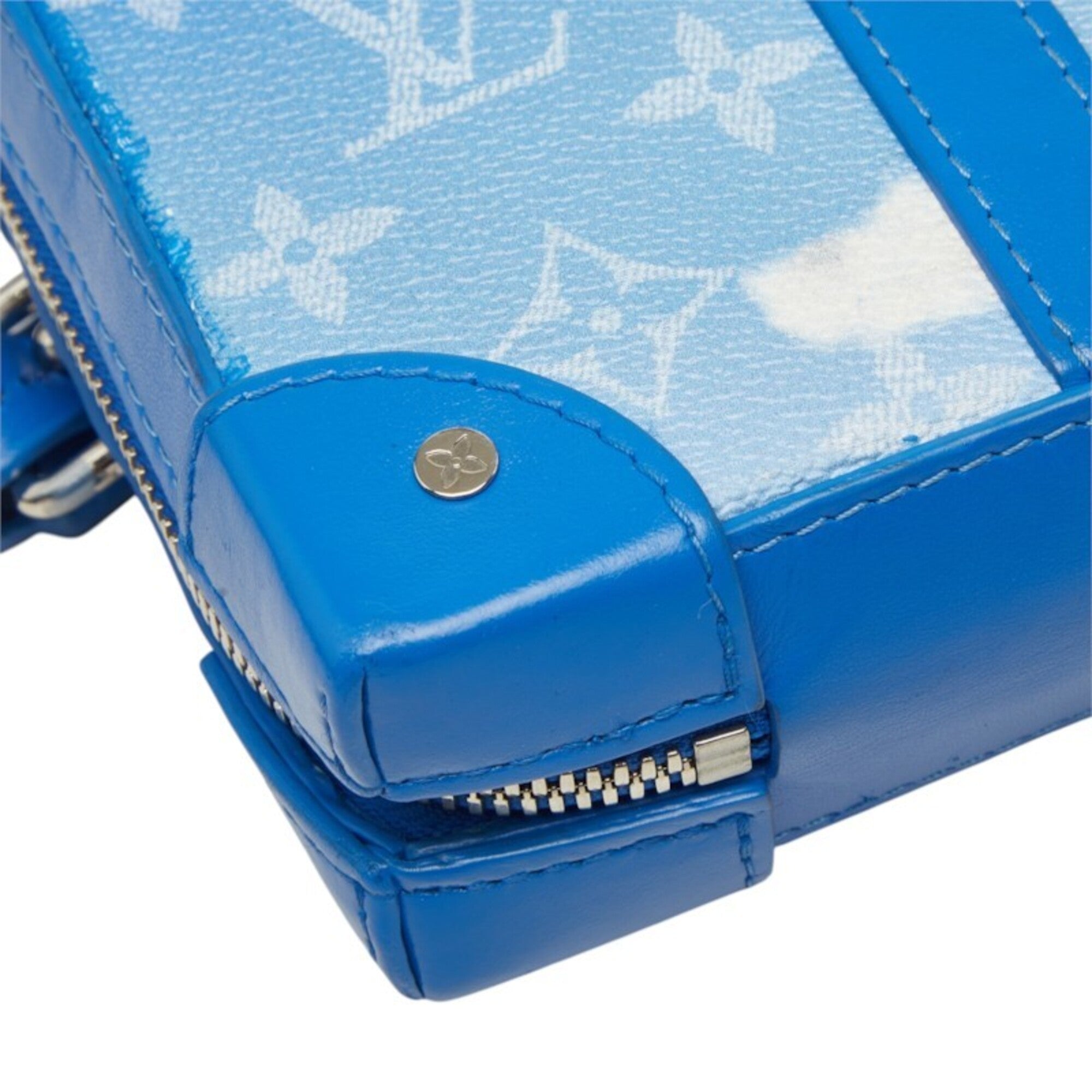 Louis Vuitton Blue Pvc Leather Shoulder Bag (Pre-Owned)