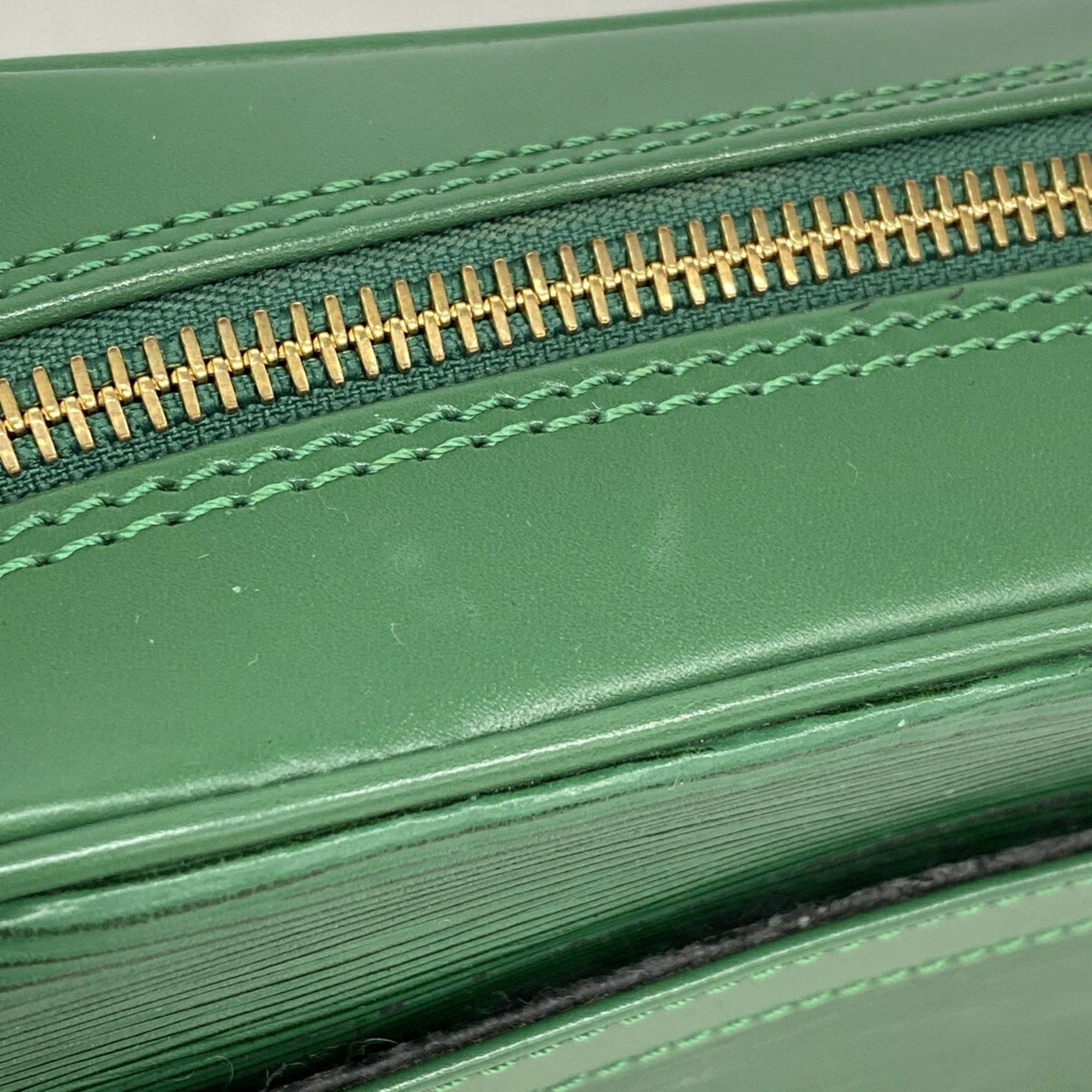 Louis Vuitton Borneo Green Shoulder Bag (Pre-Owned)