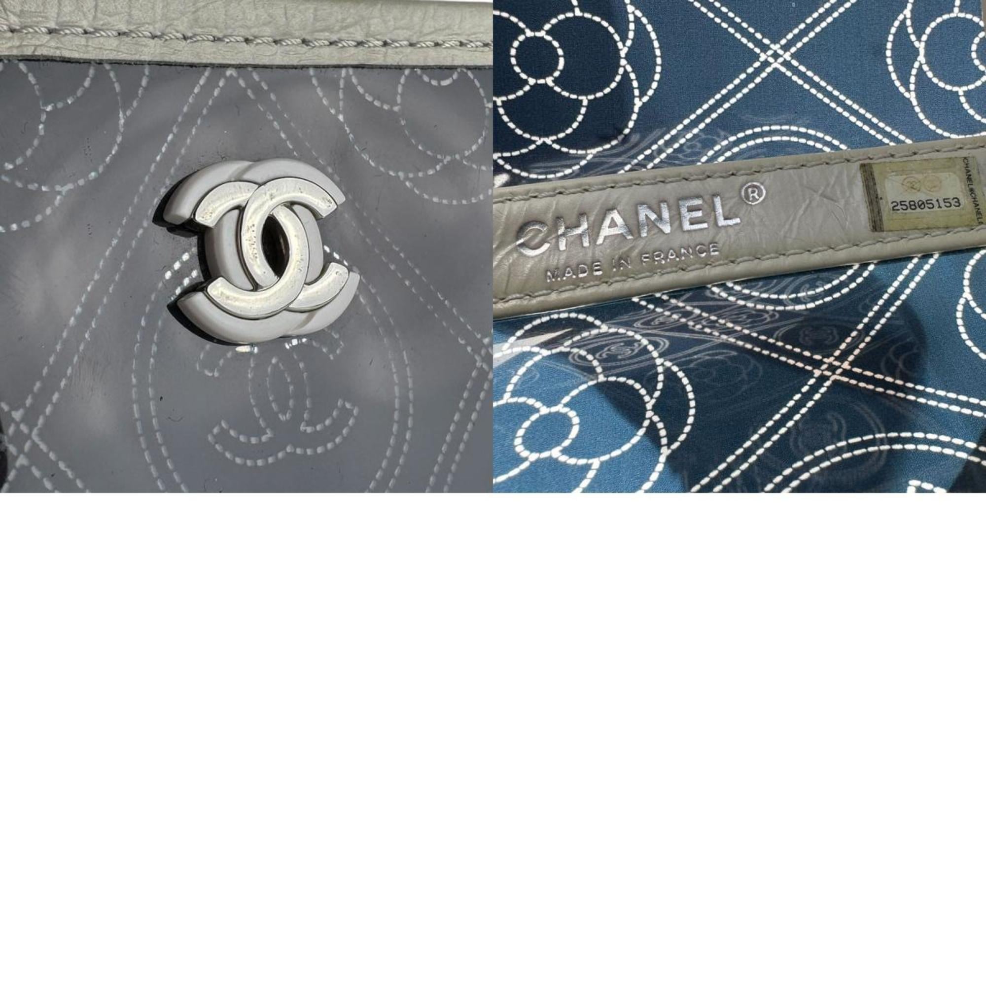 Chanel Camellia Black White Pvc Leather Shoulder Bag (Pre-Owned)