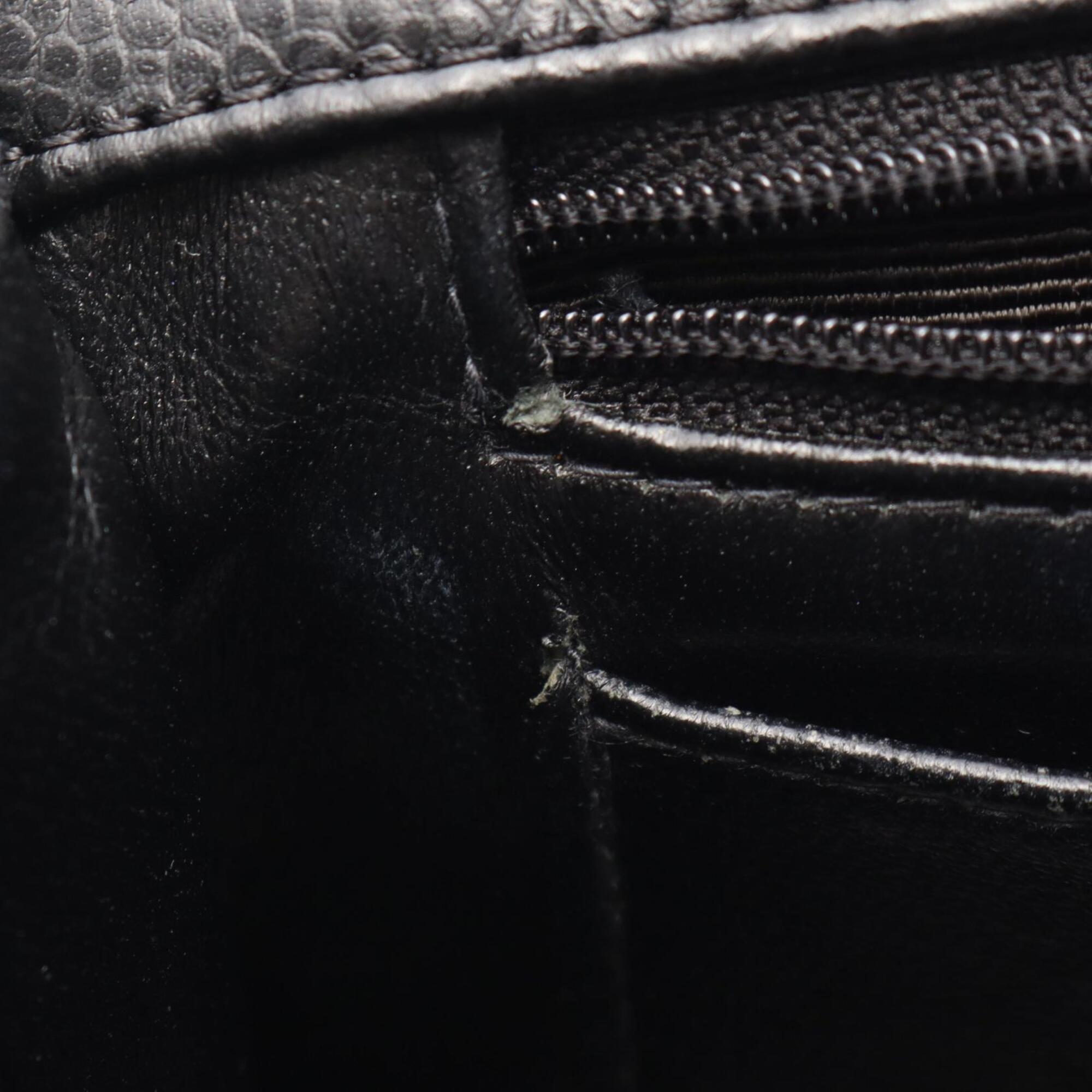 Chanel Black Grained Calfskin Handbag Shoulder Bag (Pre-Owned)