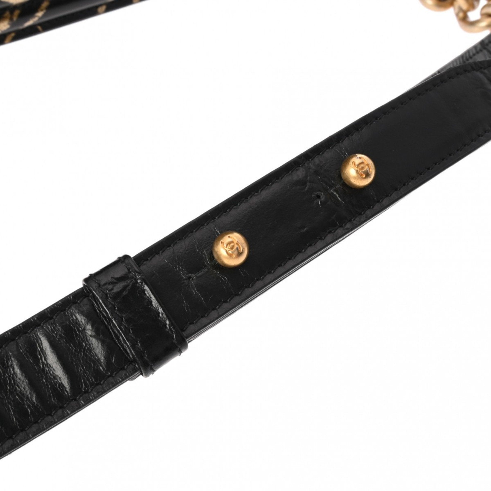 Chanel Boy Chanel Black Leather Shoulder Bag (Pre-Owned)