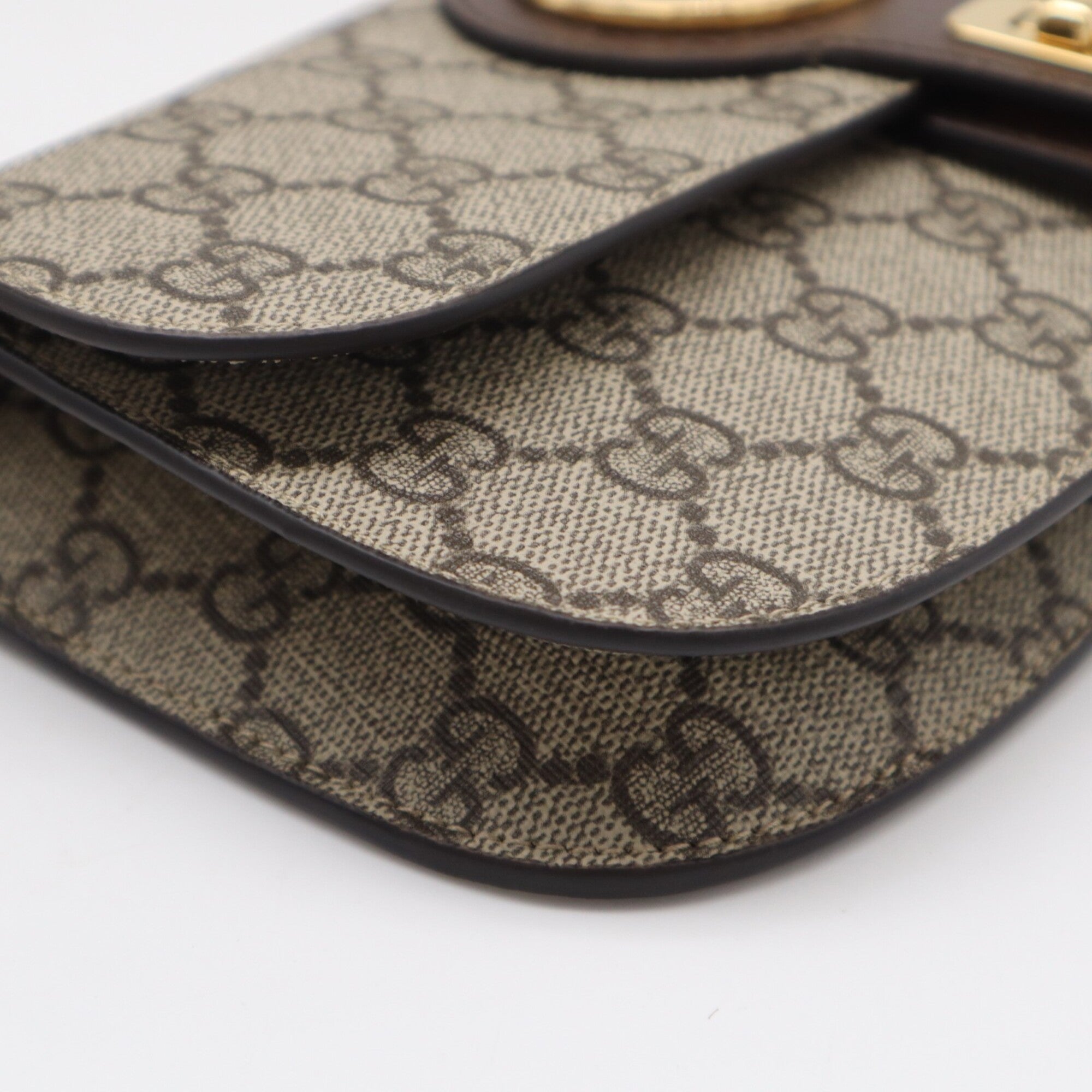 Gucci Beige Brown Gg Supreme Leather Fanny Pack Sling Bag (Pre-Owned)