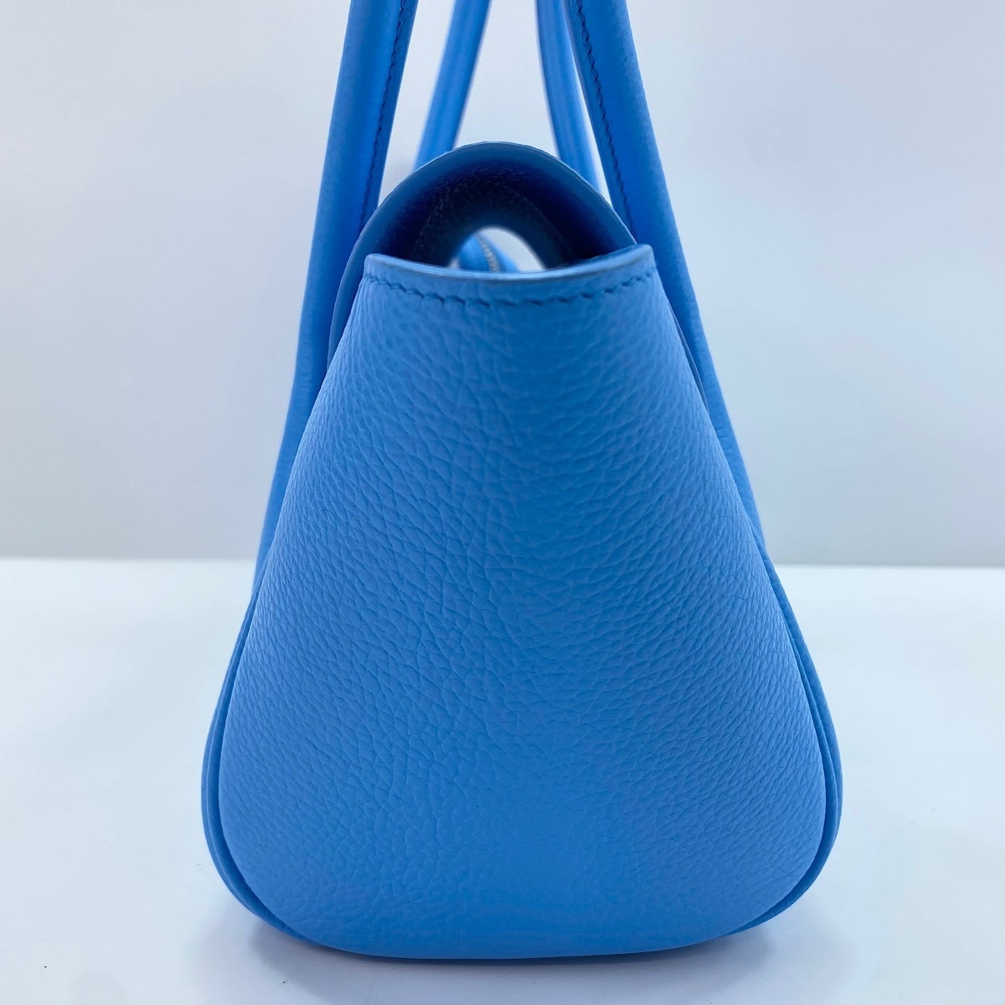 Salvatore Ferragamo Blue Handbag (Pre-Owned)