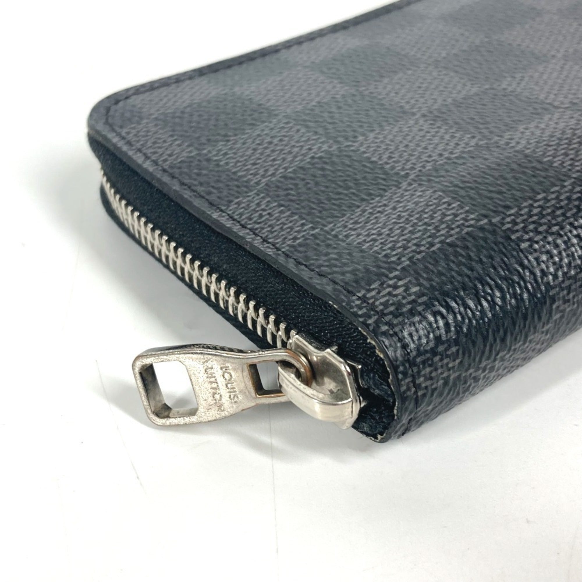 Louis Vuitton Black Damier Graphite Long Wallet (Bi-Fold) (Pre-Owned)