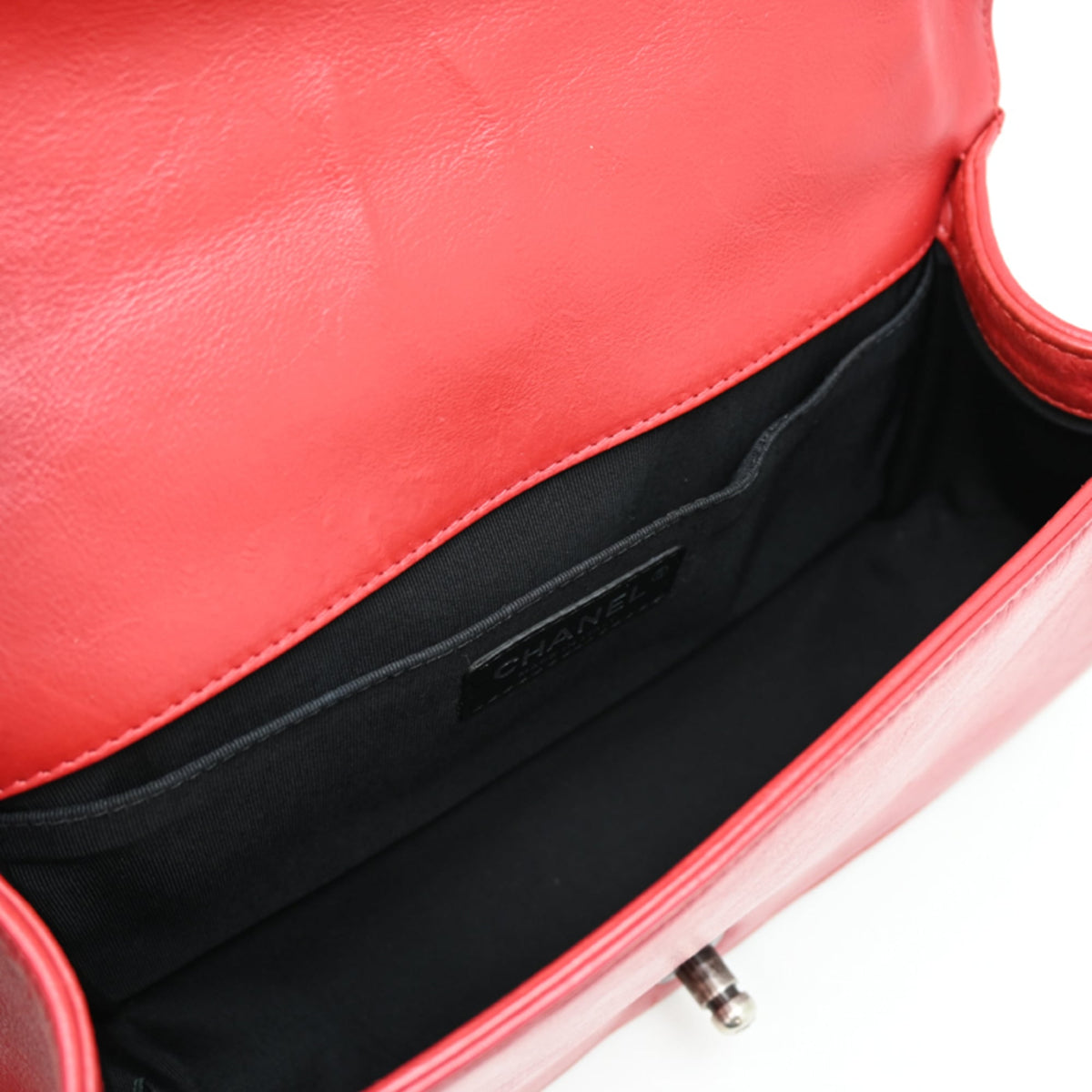 Chanel Boy Chanel Red Color Leather Shoulder Bag (Pre-Owned)
