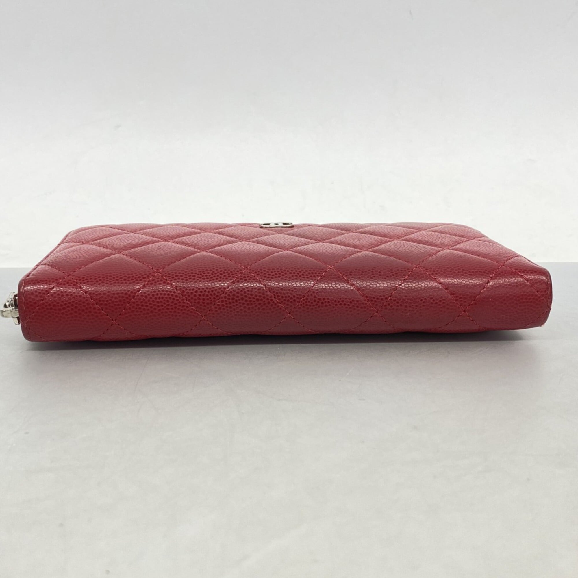Chanel Red Color Grained Calfskin Long Wallet (Bi-Fold) (Pre-Owned)