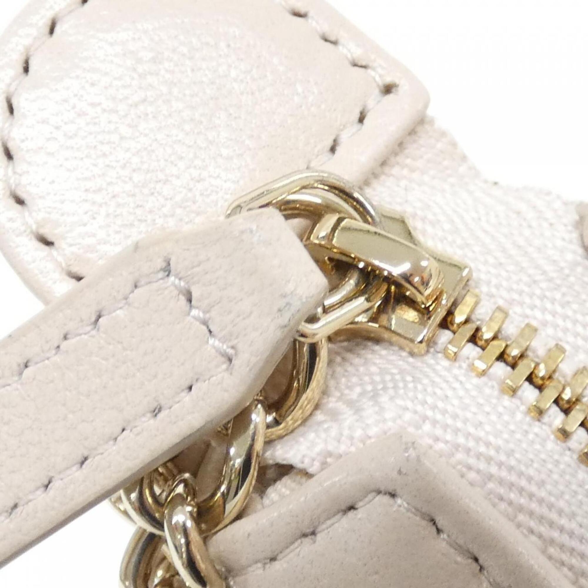 Chanel Beige Leather Shoulder Bag (Pre-Owned)