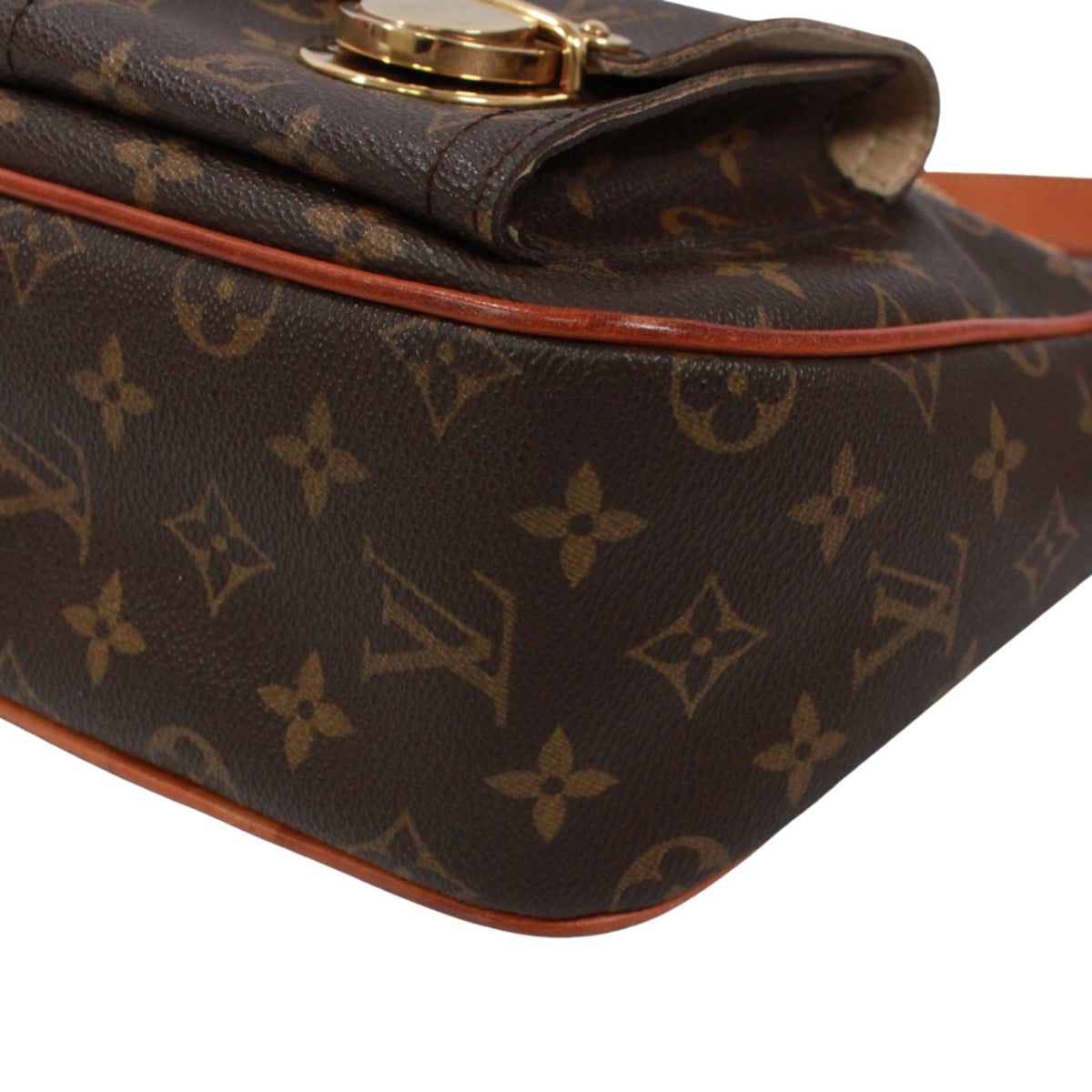 Louis Vuitton Brown Monogram Monogram Shoulder Bag (Pre-Owned)