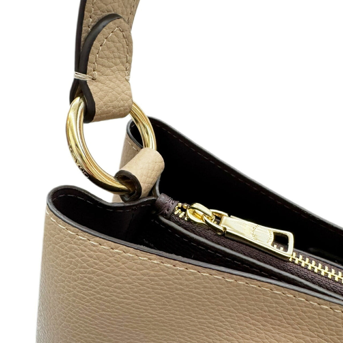 Coach Beige Leather Handbag Shoulder Bag (Pre-Owned)