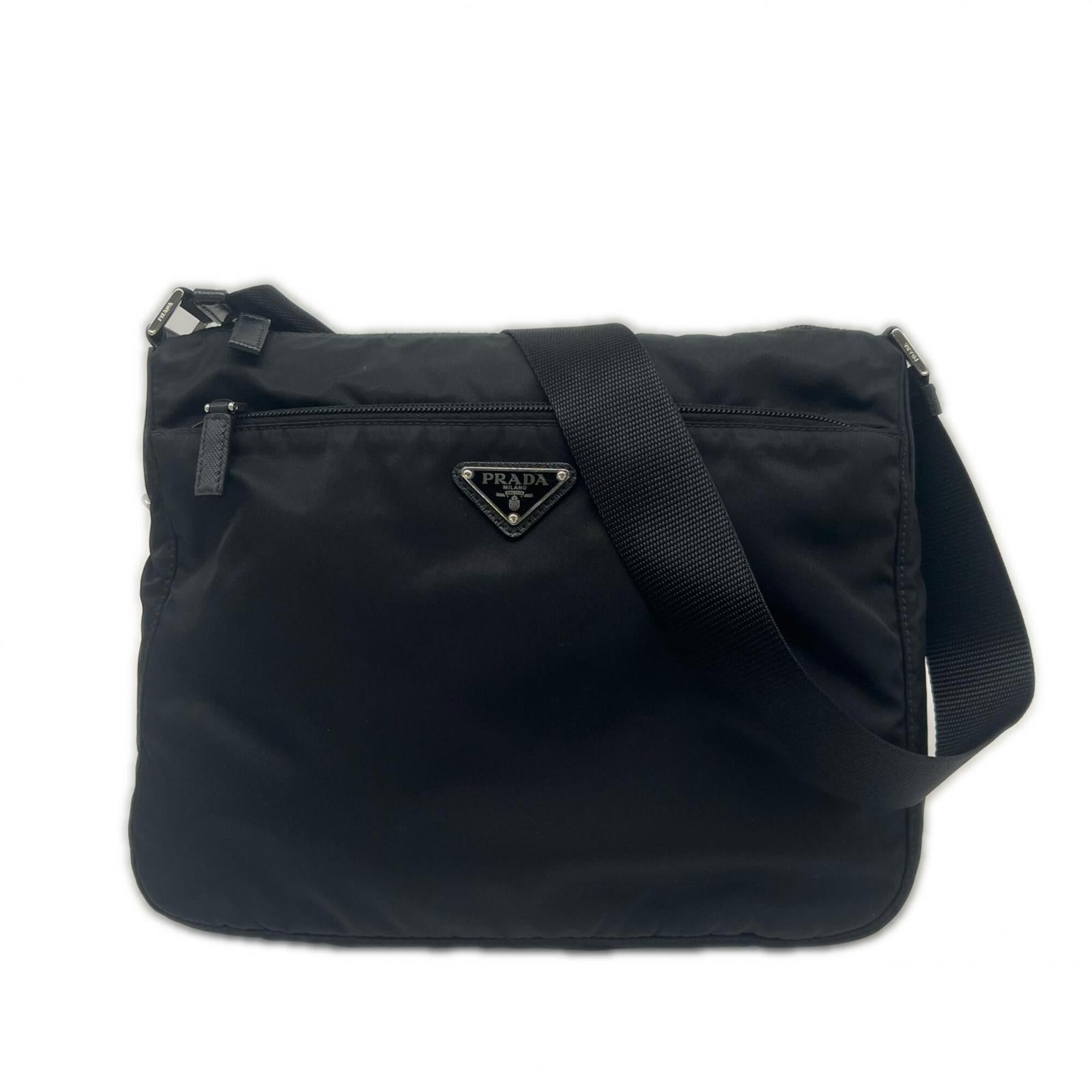 Prada Black Nylon Shoulder Bag (Pre-Owned)
