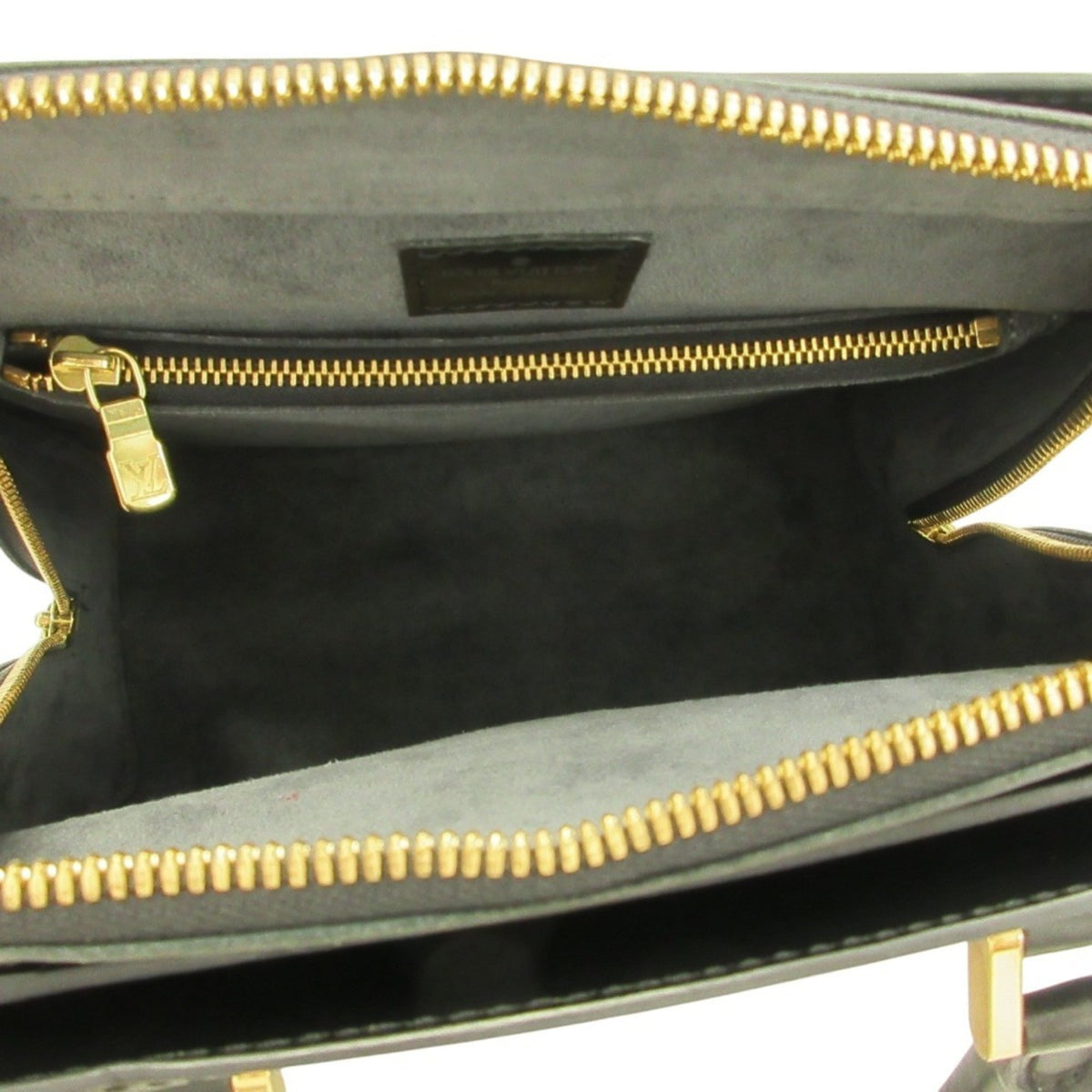 Louis Vuitton Black Epi Leather Handbag (Pre-Owned)
